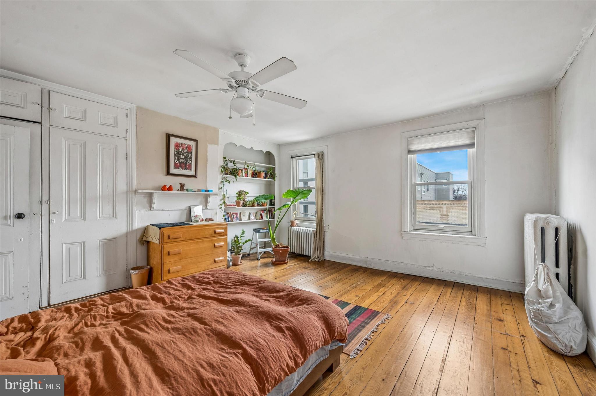 NORTHERN LIBERTIES - Commercial Sale