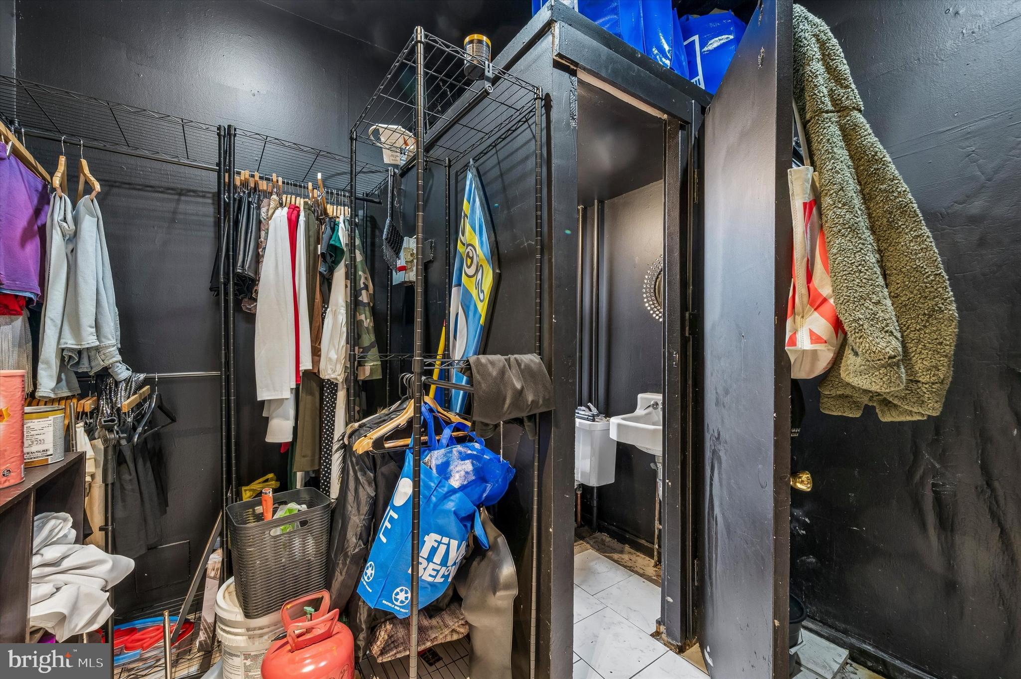 NORTHERN LIBERTIES - Commercial Sale