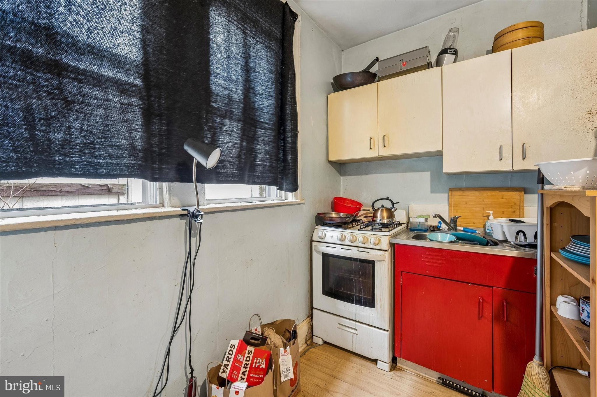 NORTHERN LIBERTIES - Commercial Sale