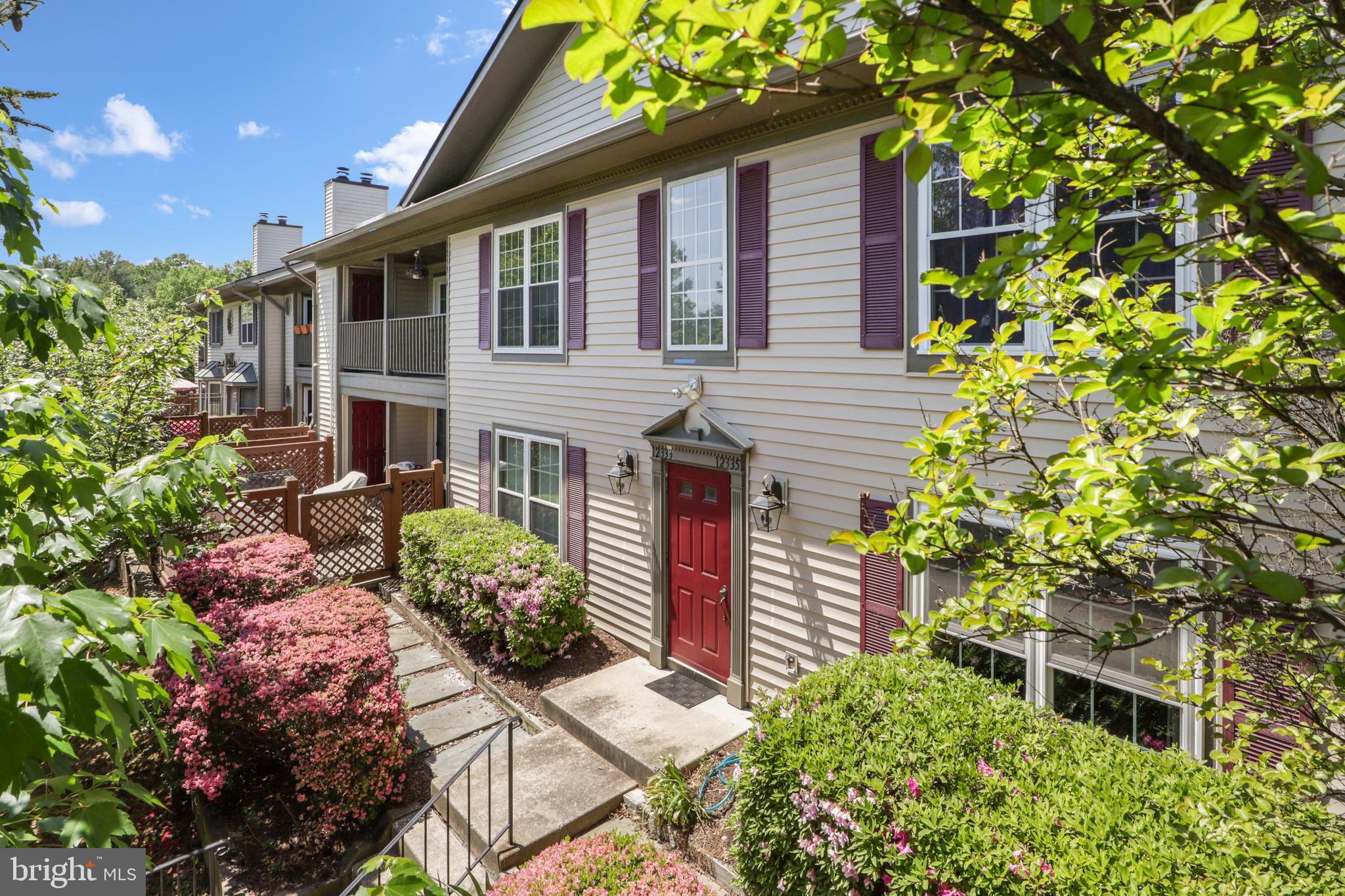 HAMPTON HOUSE - Residential Lease