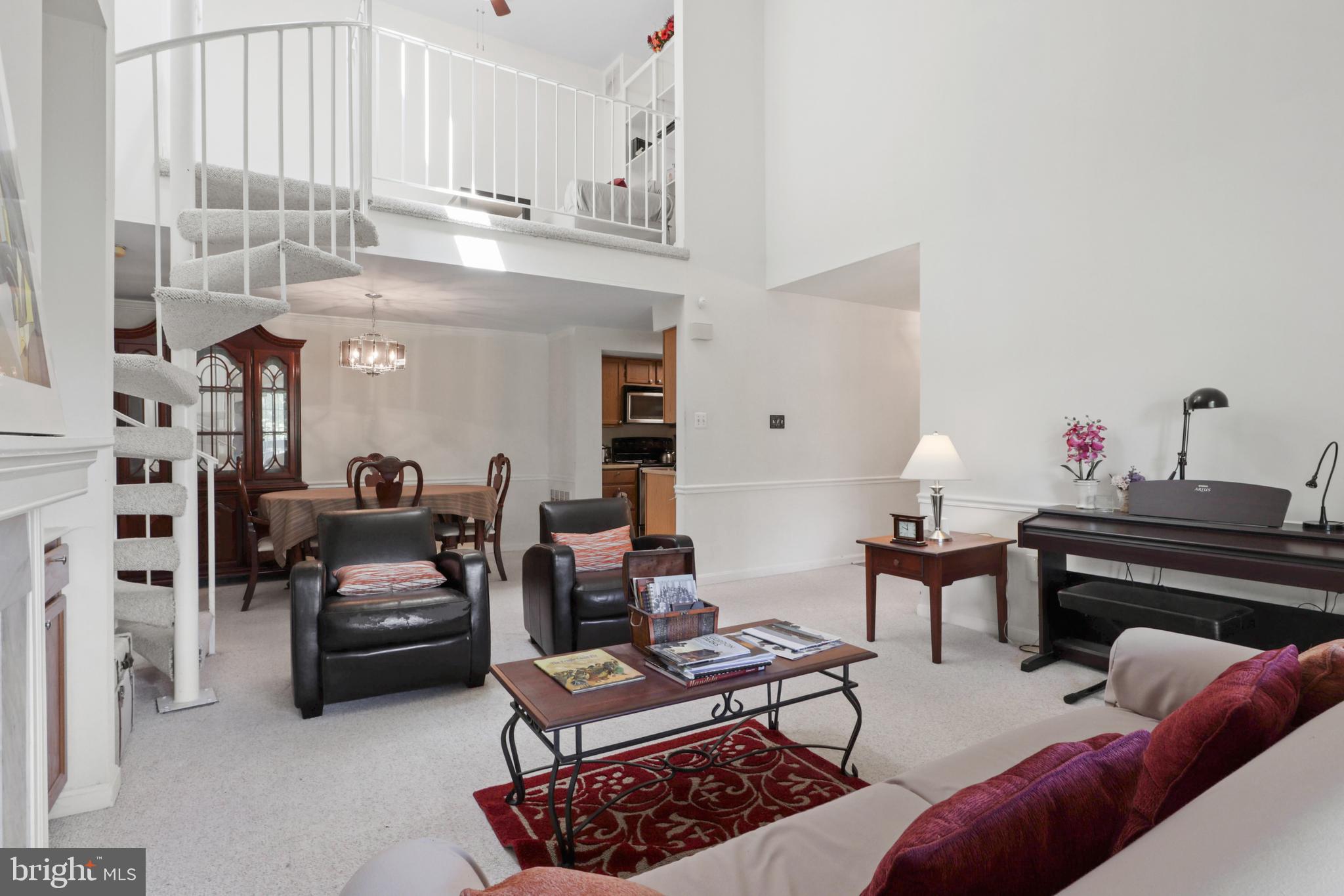 HAMPTON HOUSE - Residential Lease