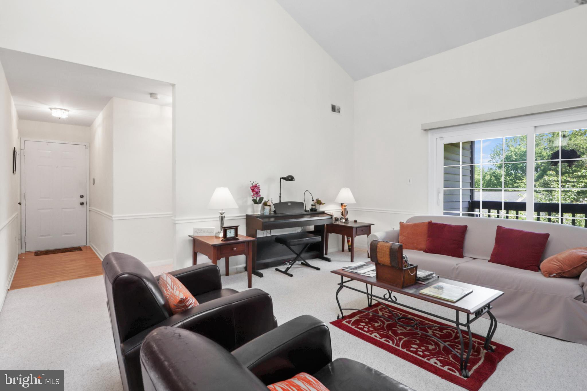 HAMPTON HOUSE - Residential Lease