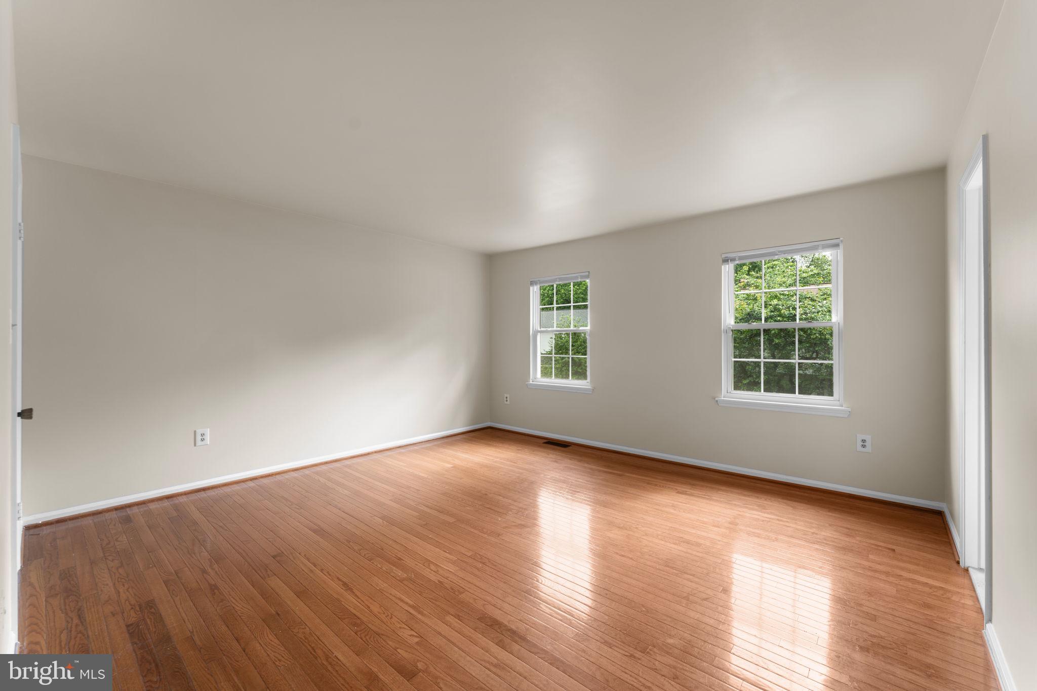 LAKE RIDGE - Residential