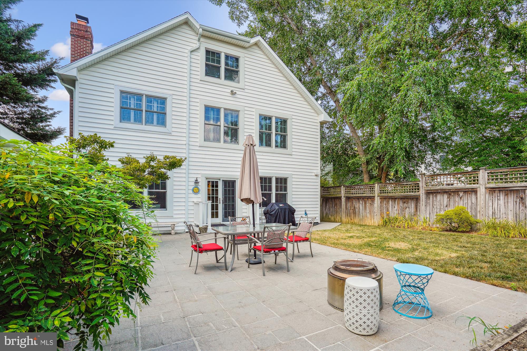 WAVERLY HILLS - Residential