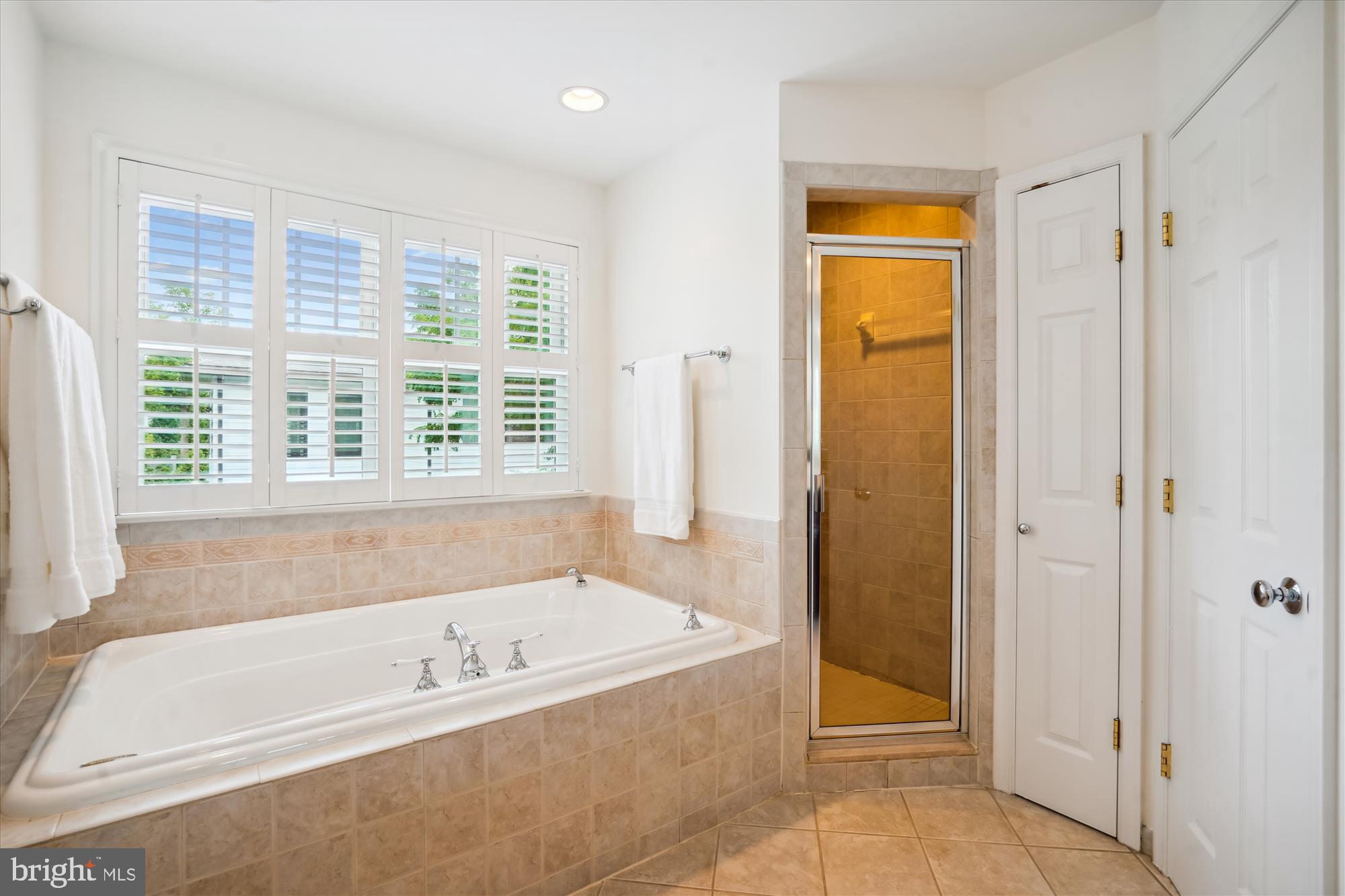 WAVERLY HILLS - Residential