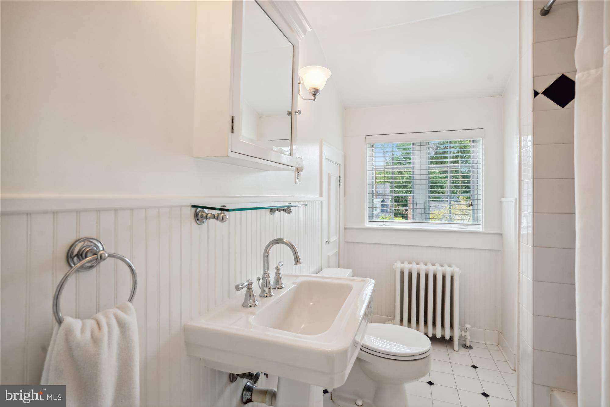 WAVERLY HILLS - Residential