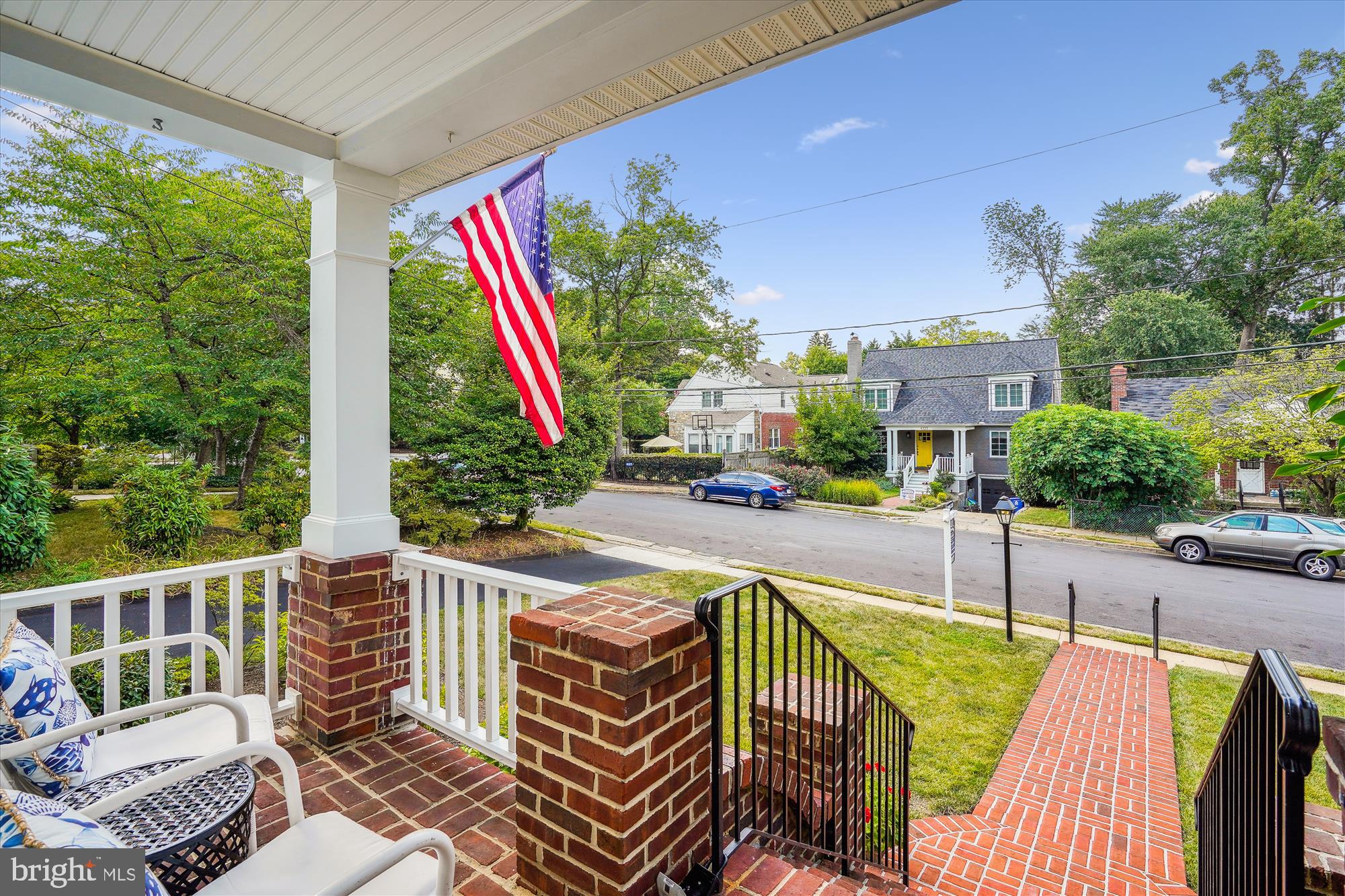 WAVERLY HILLS - Residential