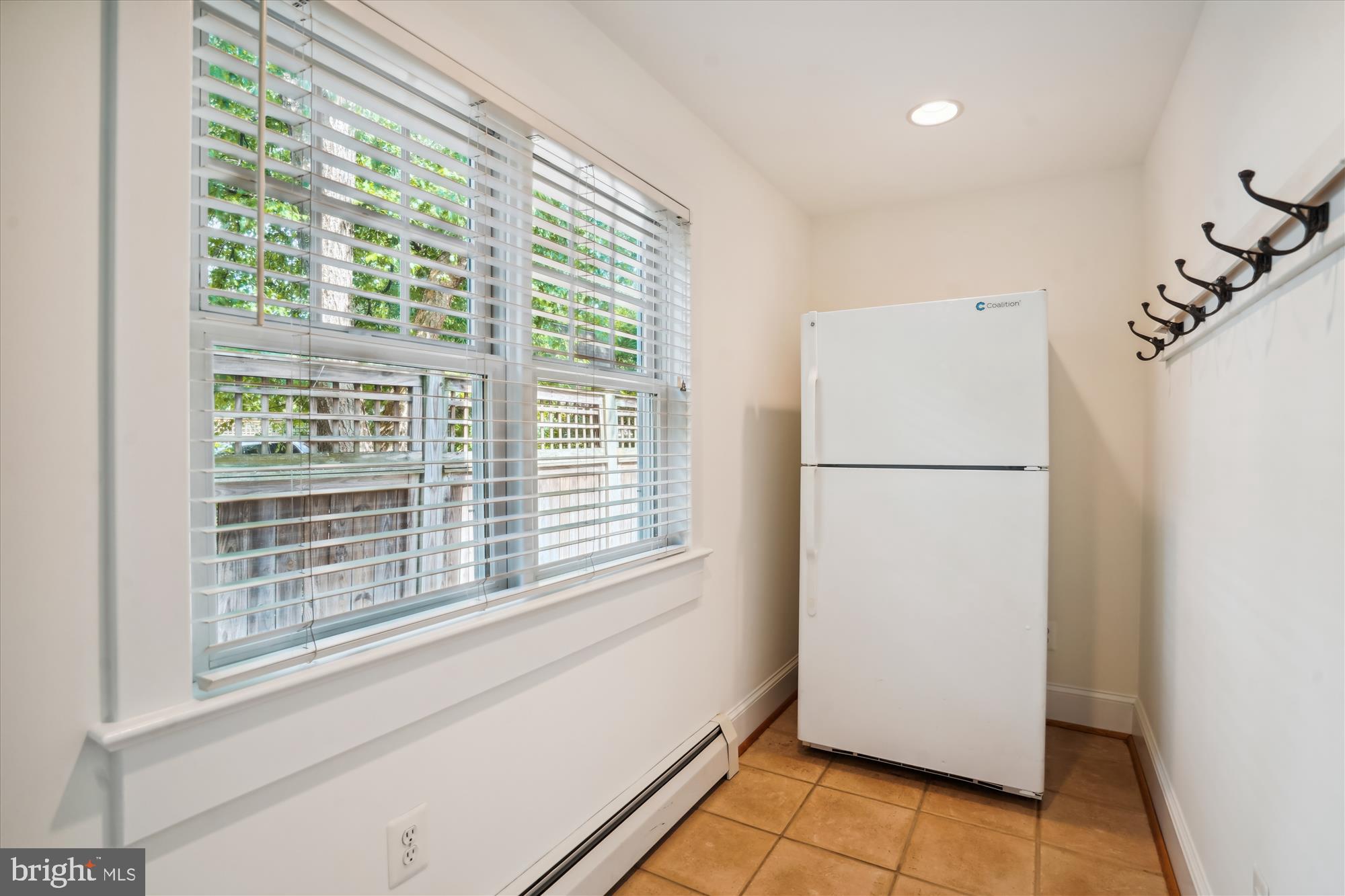 WAVERLY HILLS - Residential