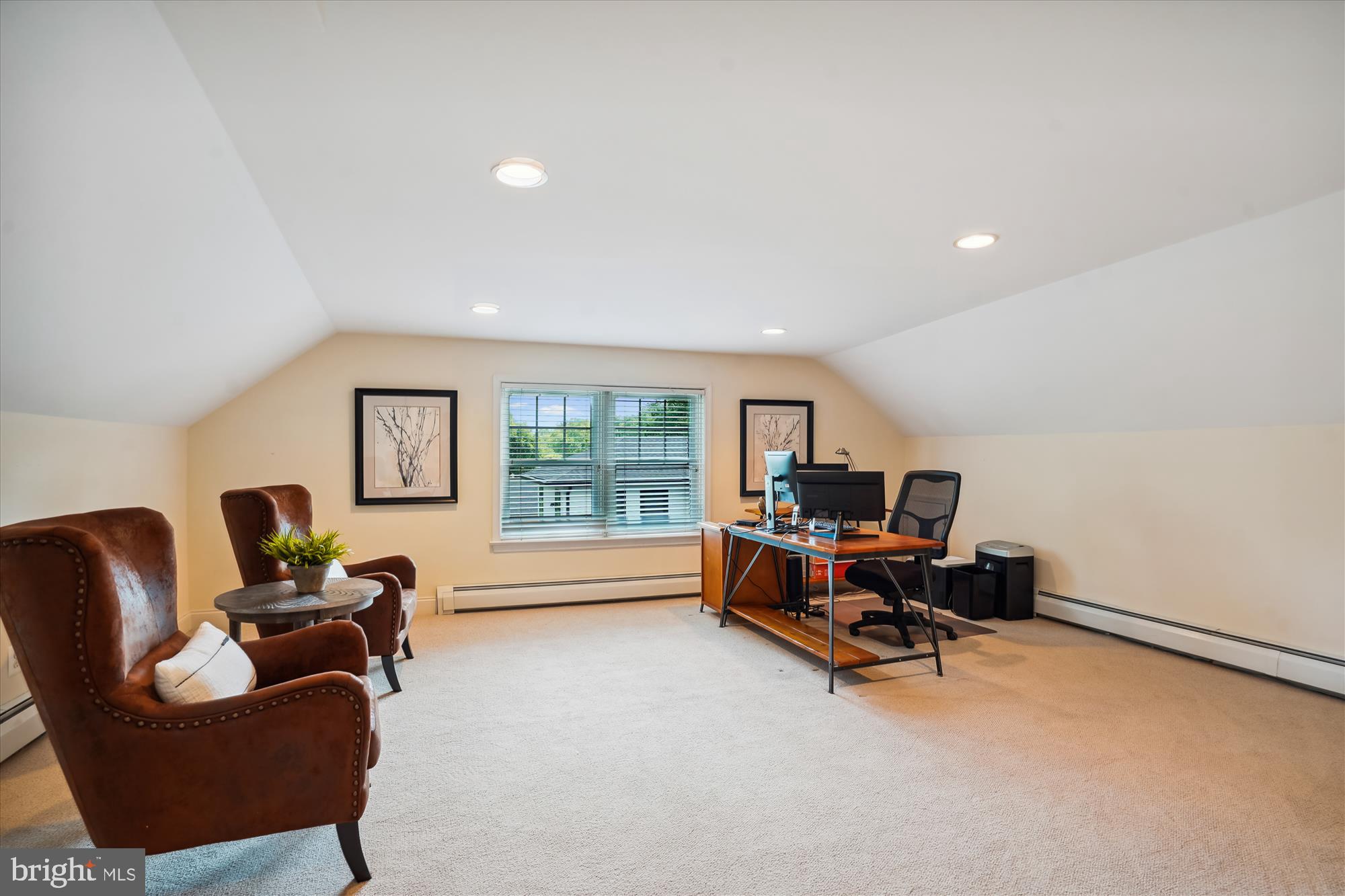 WAVERLY HILLS - Residential