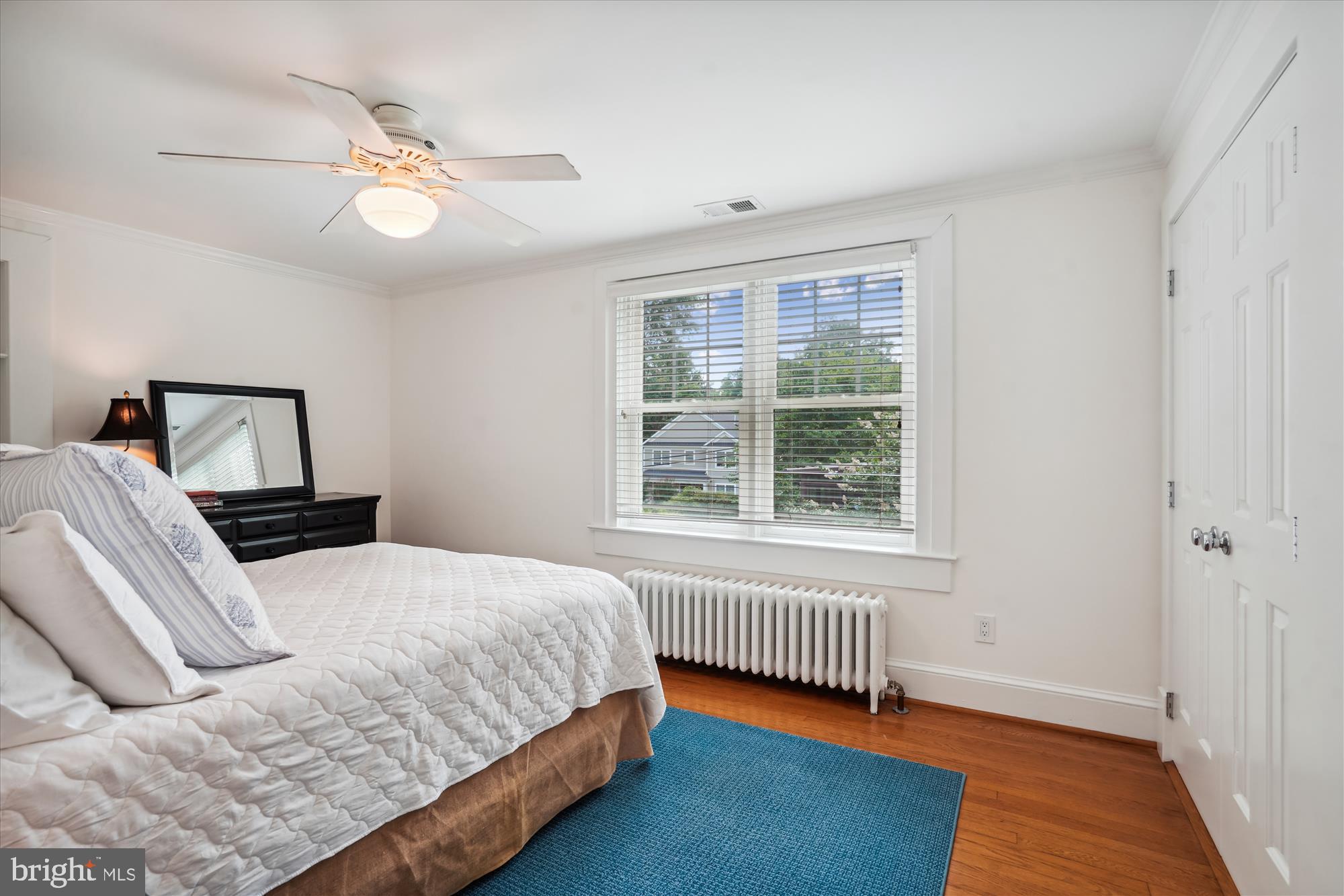 WAVERLY HILLS - Residential