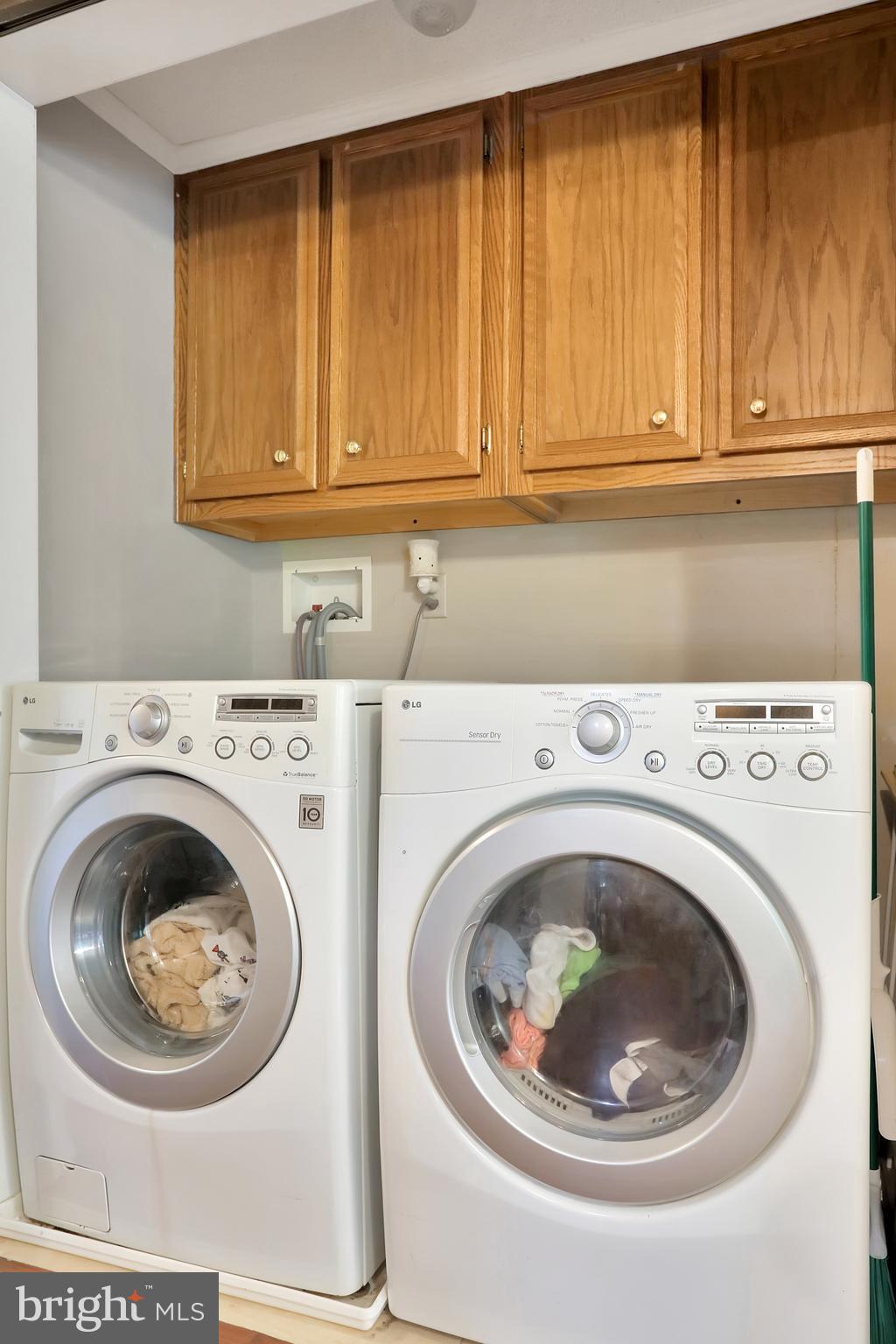 FAIRVIEW ESTATES - Residential