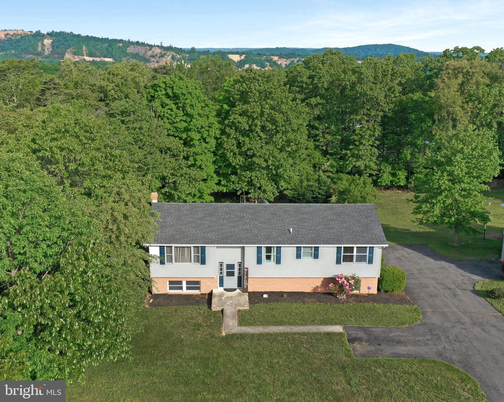 FAIRVIEW ESTATES - Residential