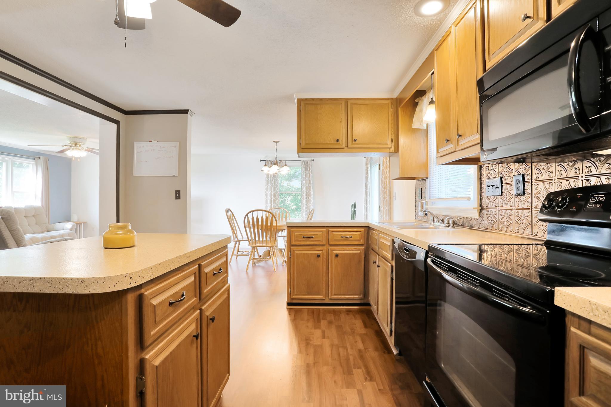 FAIRVIEW ESTATES - Residential