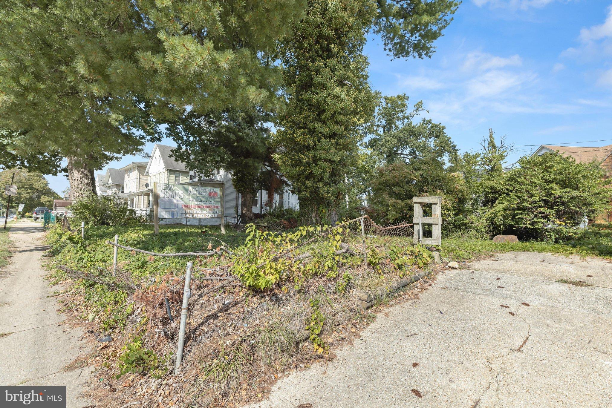4116 FOREST AVENUE W