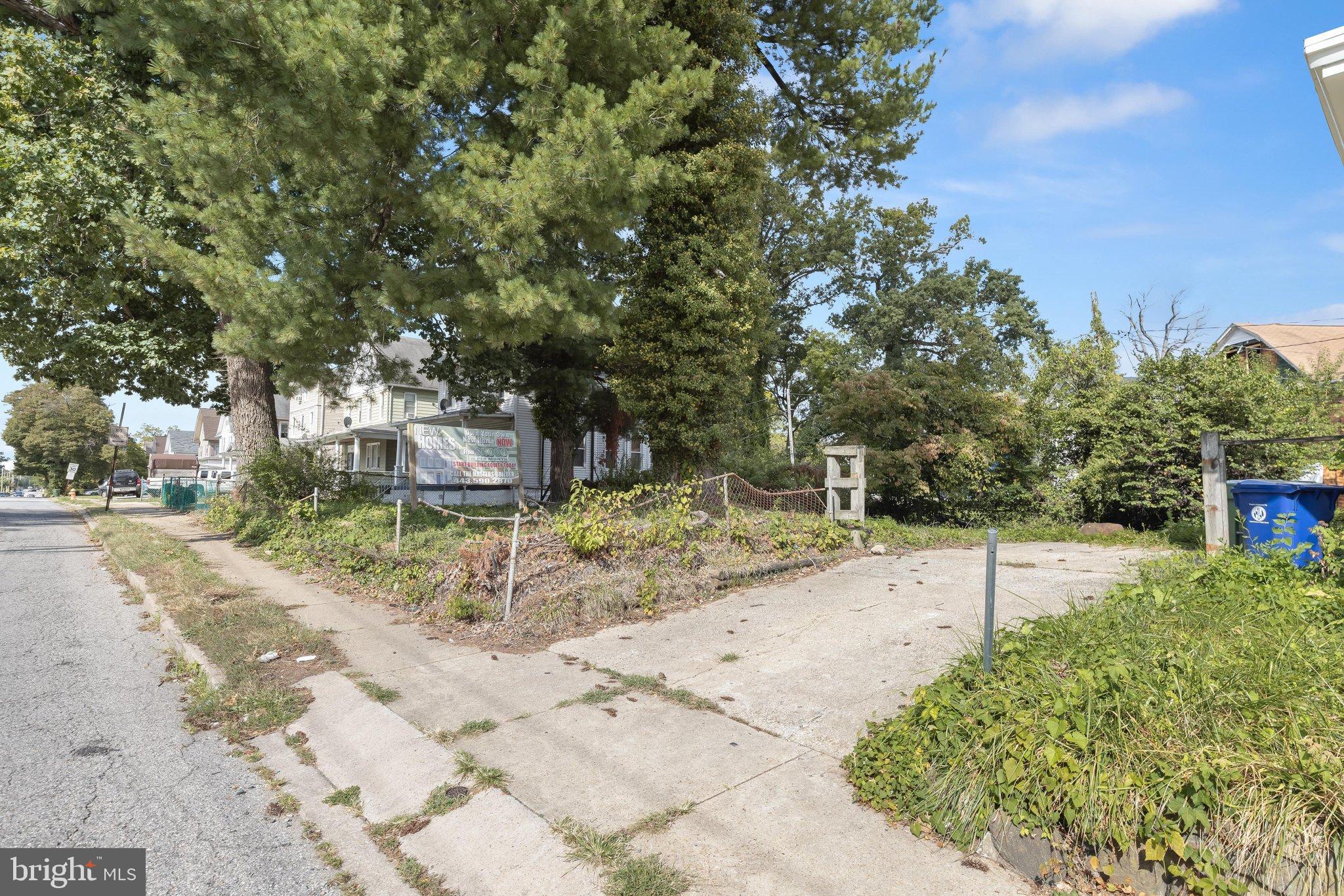 4116 FOREST AVENUE W