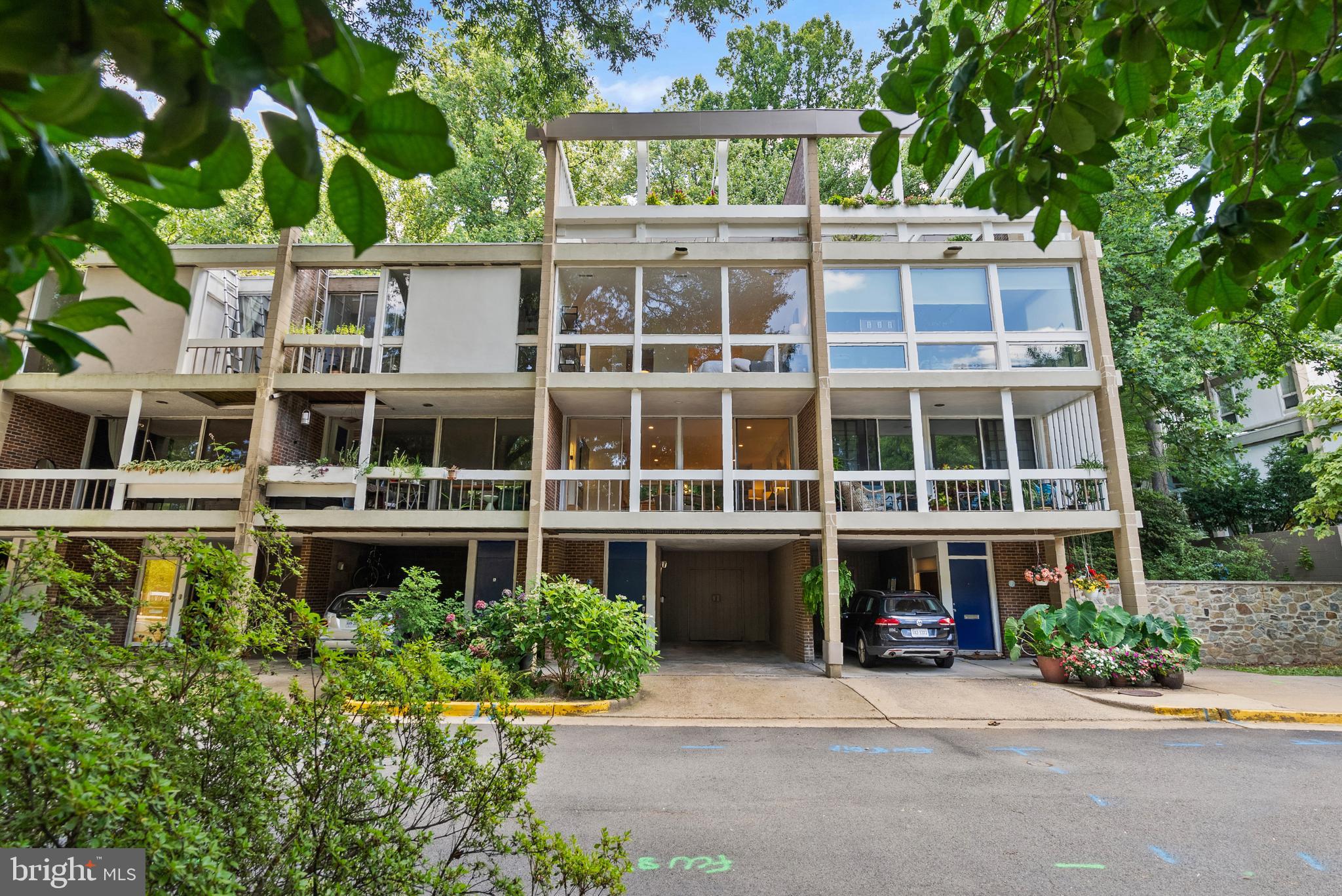 HICKORY CLUSTER - Residential