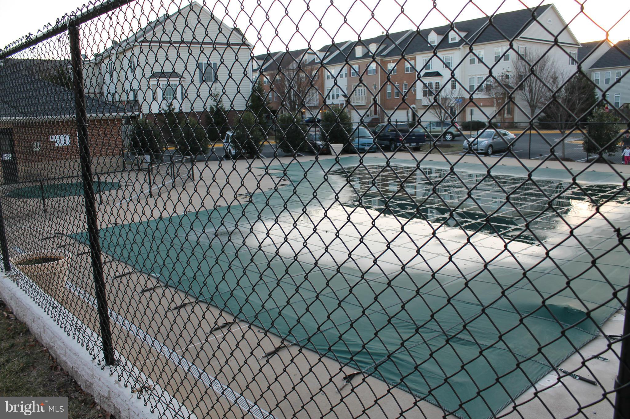 GROVE AT HUNTLEY MEADOWS - Residential