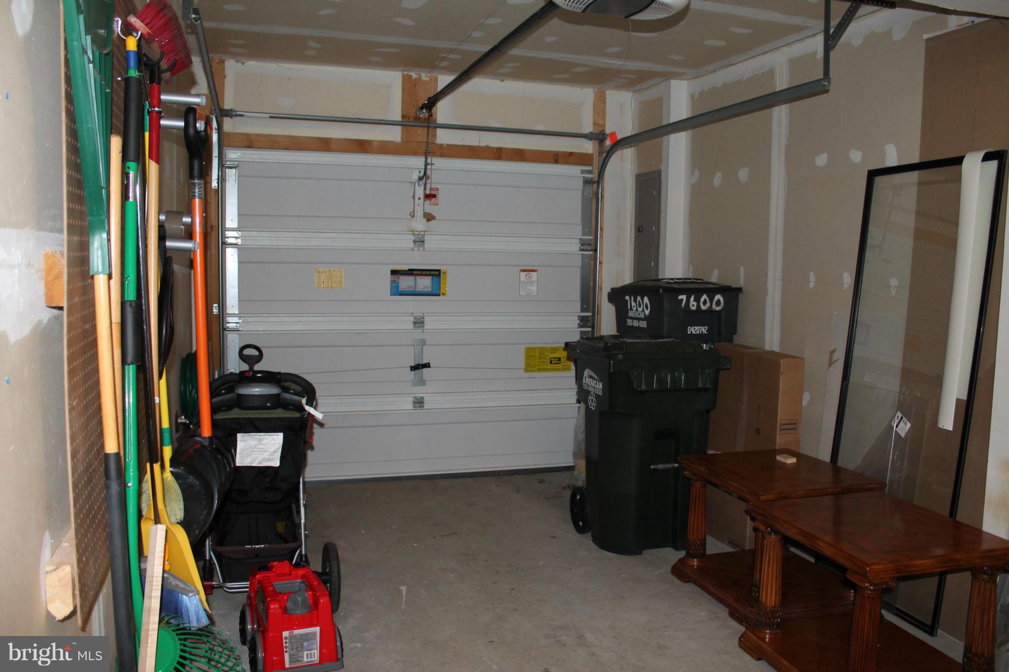 GROVE AT HUNTLEY MEADOWS - Residential