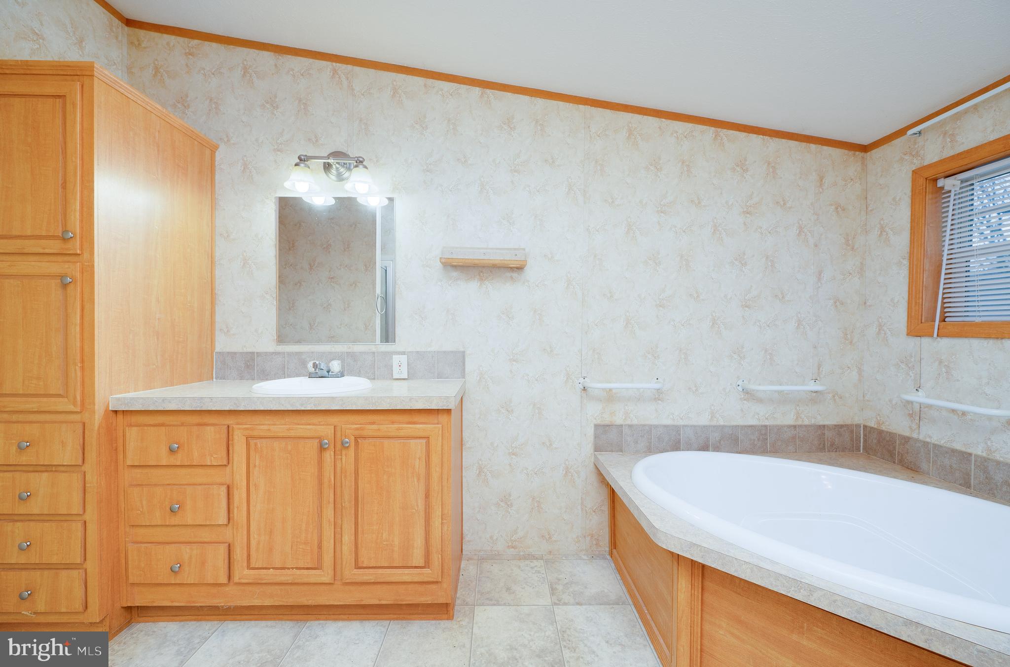 FRIEDEN MANOR - Residential