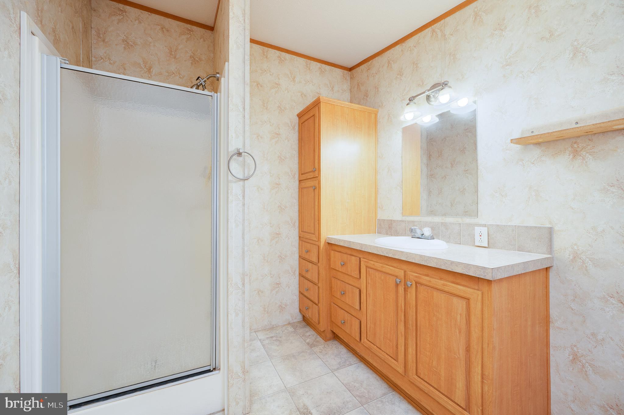 FRIEDEN MANOR - Residential