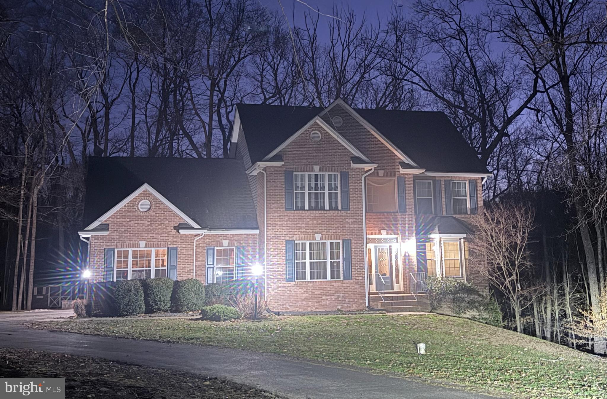 5735 BENT PINE PLACE