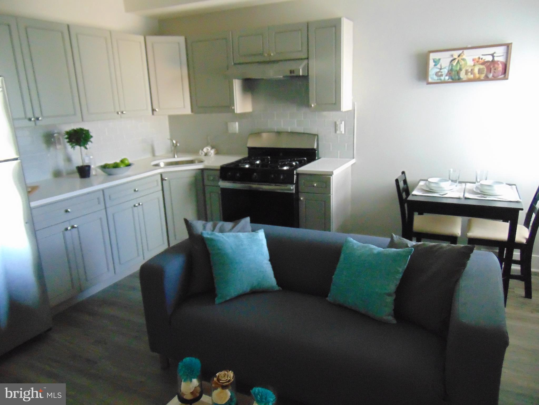 DOWNTOWN - Residential Lease