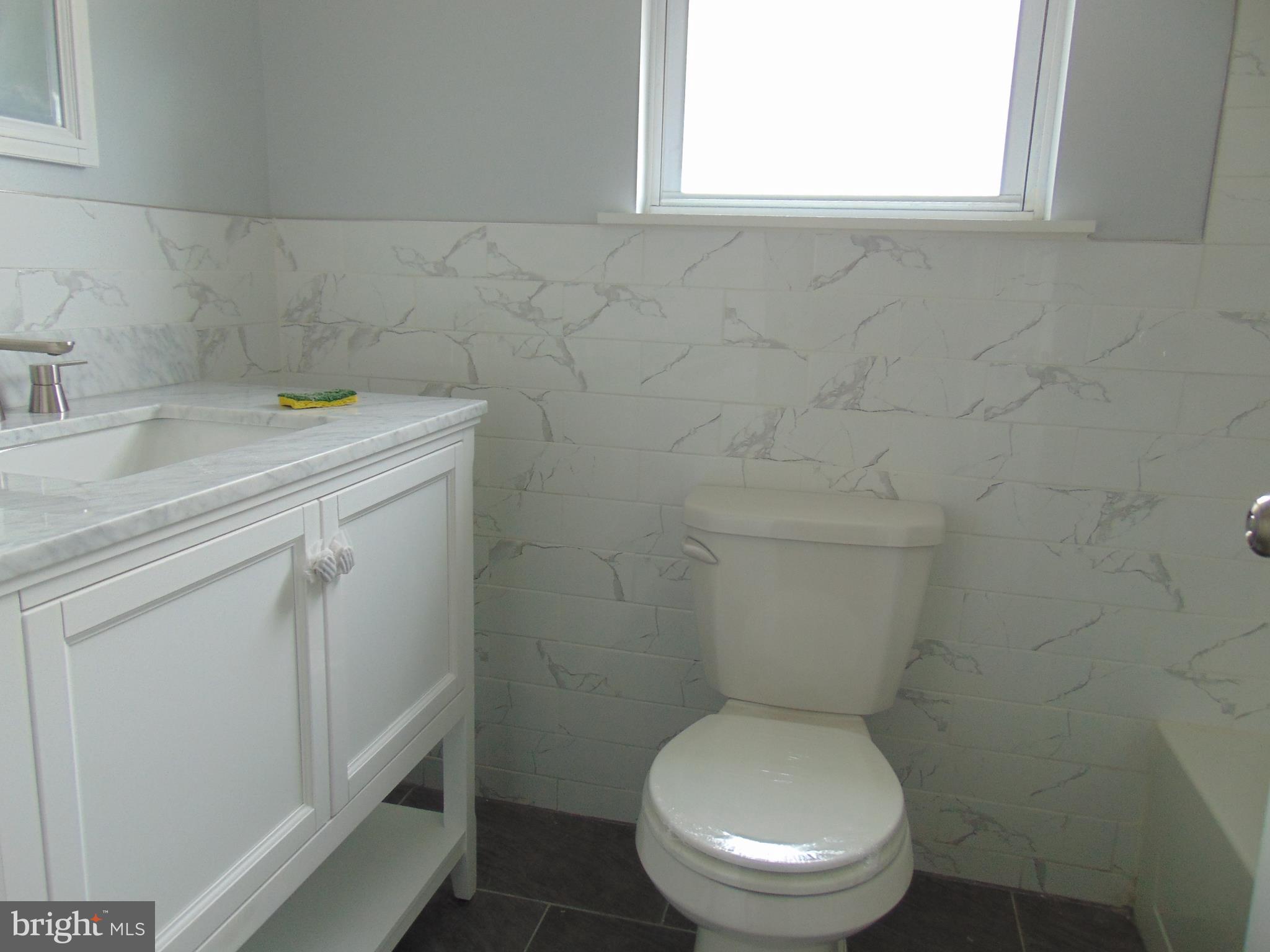 DOWNTOWN - Residential Lease