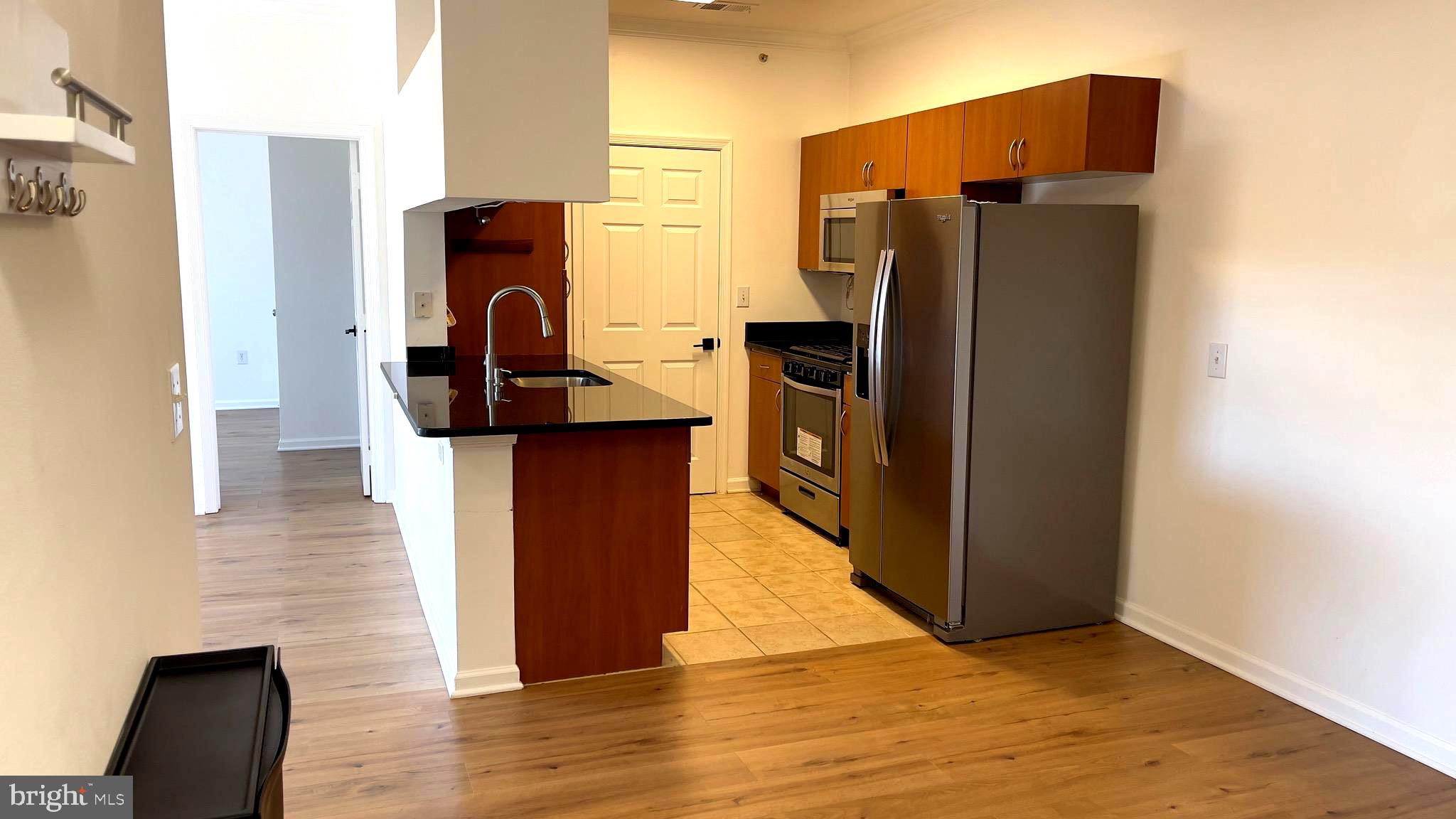 ASHMORE AT GERMANOWN COMMUNITY - Residential