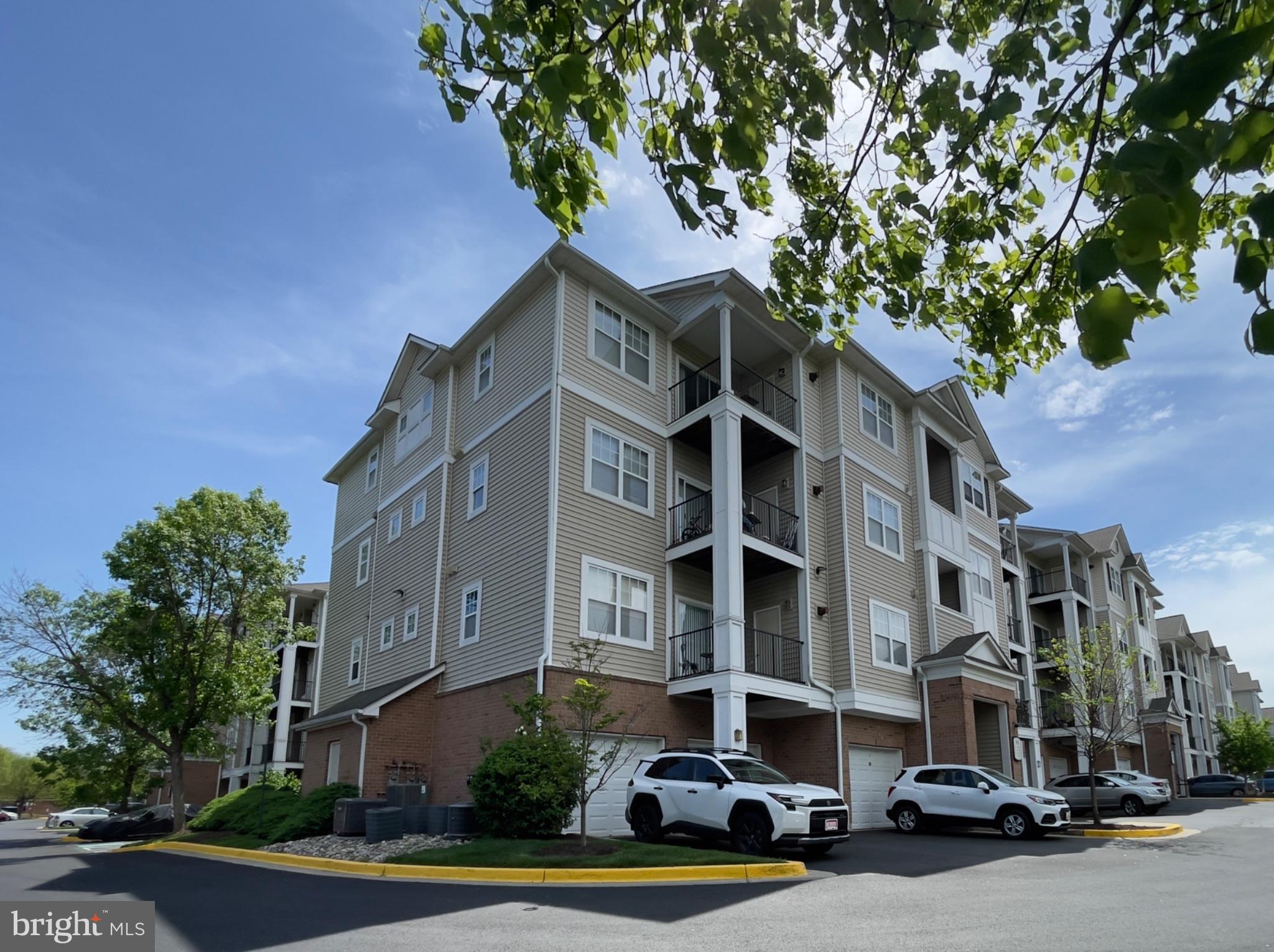 ASHMORE AT GERMANOWN COMMUNITY - Residential