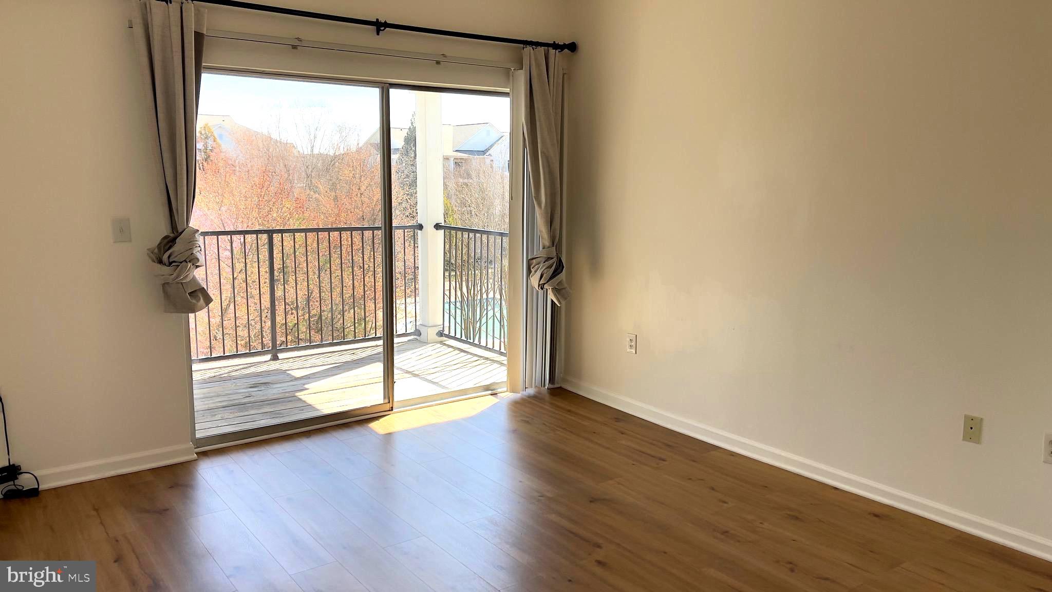 ASHMORE AT GERMANOWN COMMUNITY - Residential