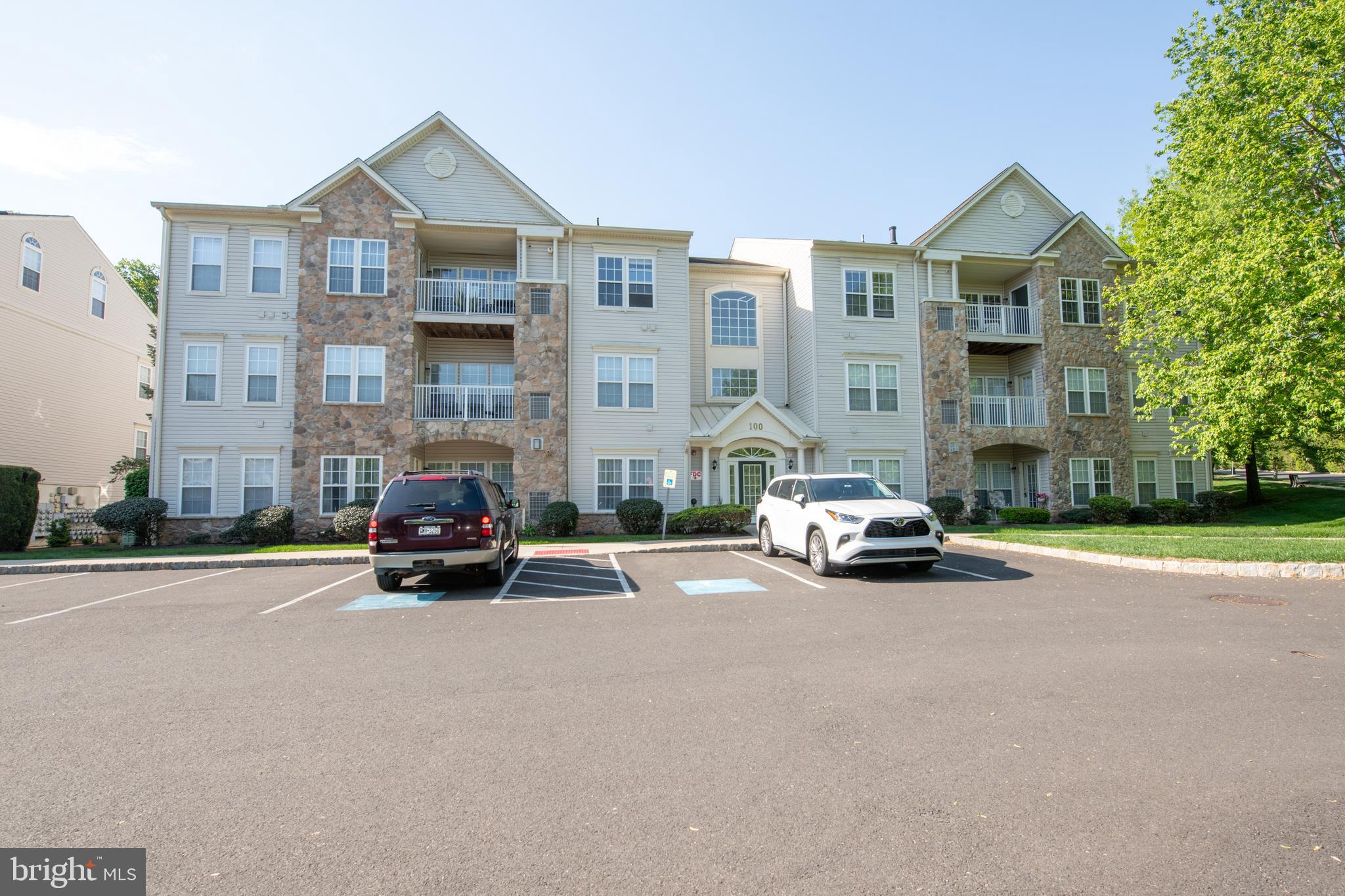 FOREST RIDGE - Residential