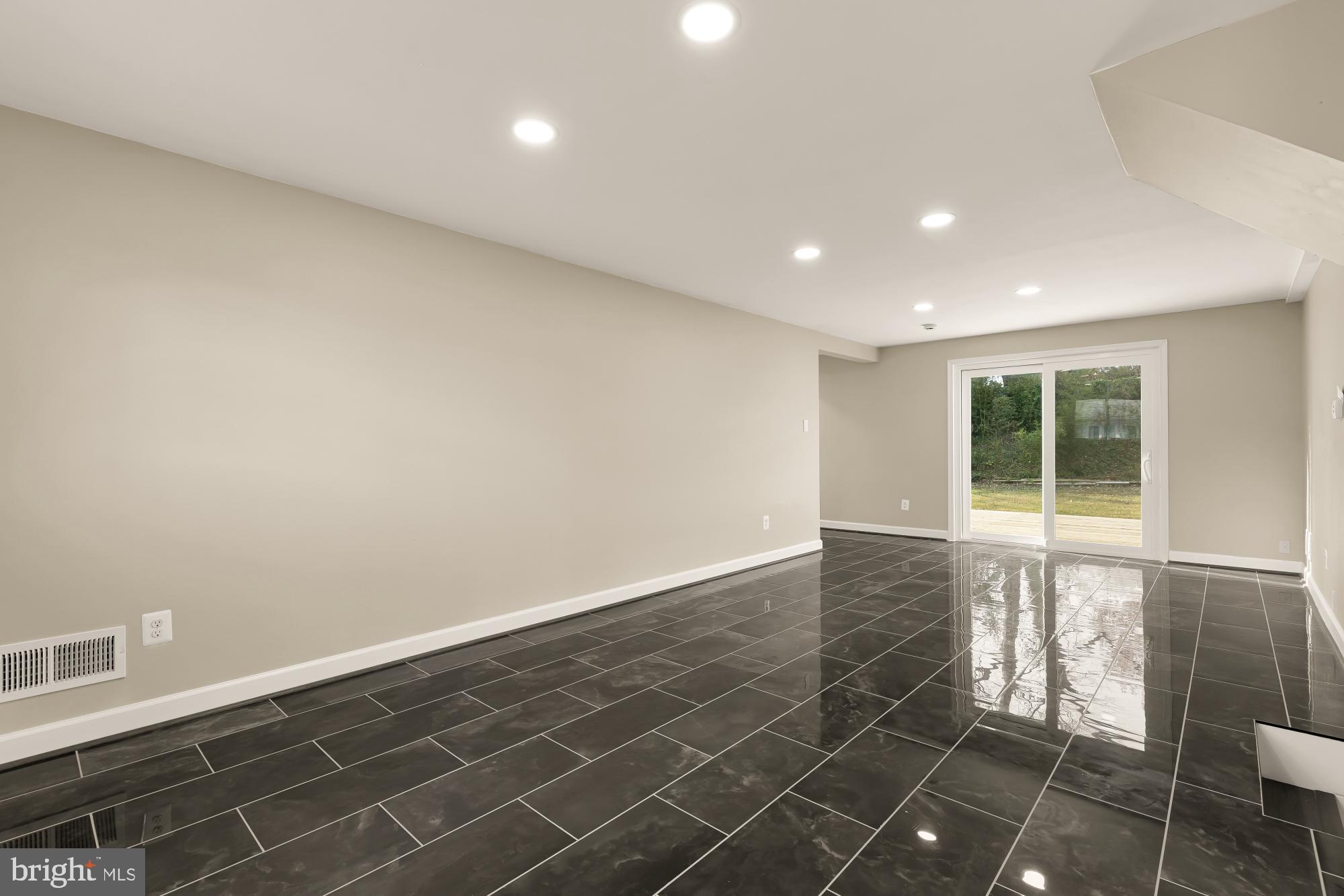 BETHESDA - Residential Lease