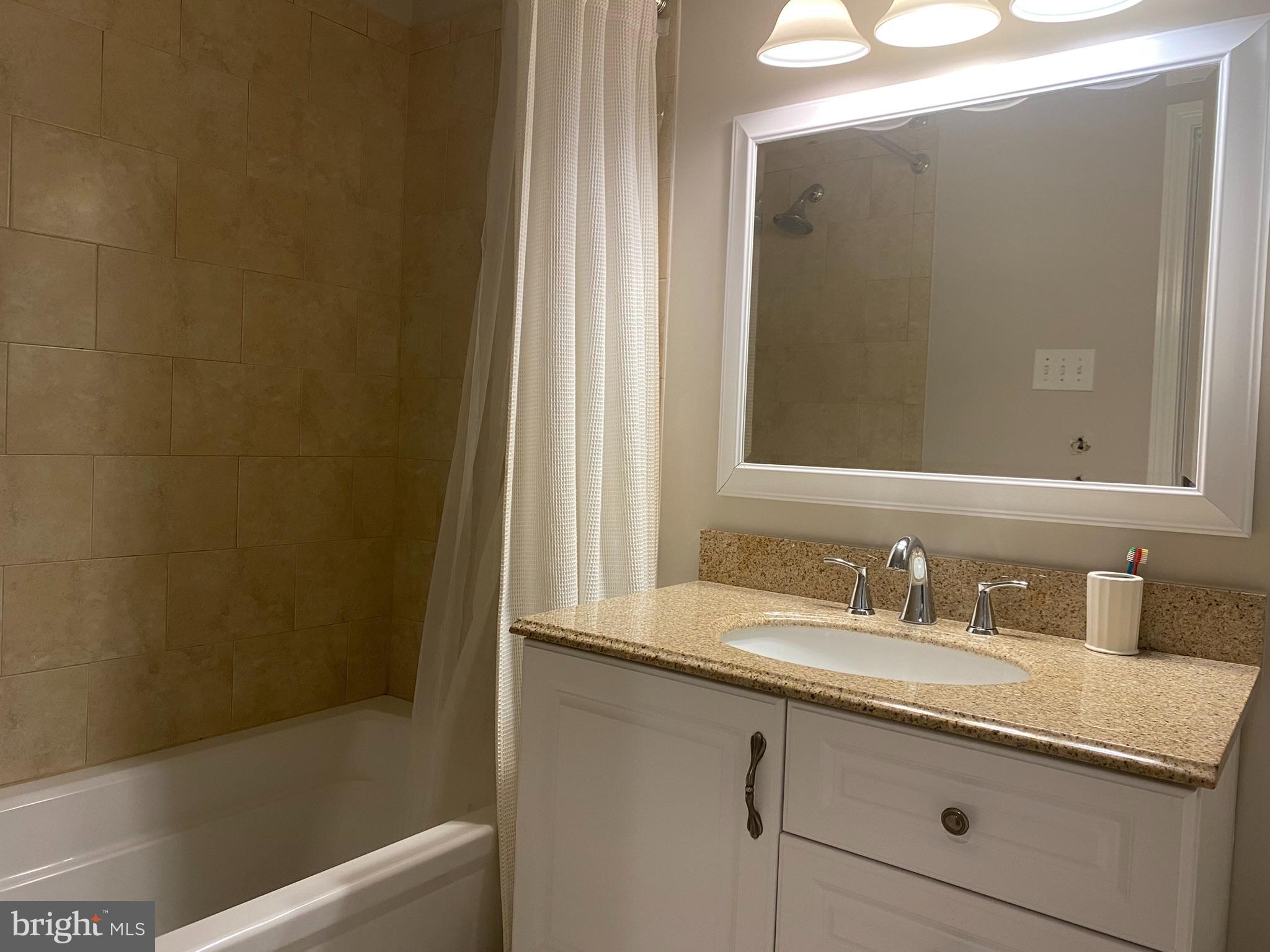 WAYNEWOOD - Residential Lease