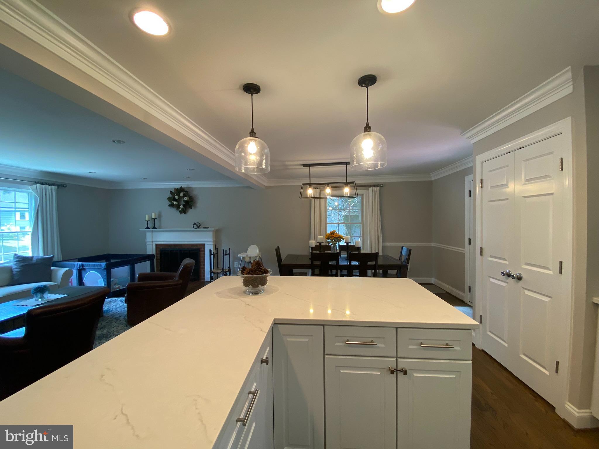 WAYNEWOOD - Residential Lease