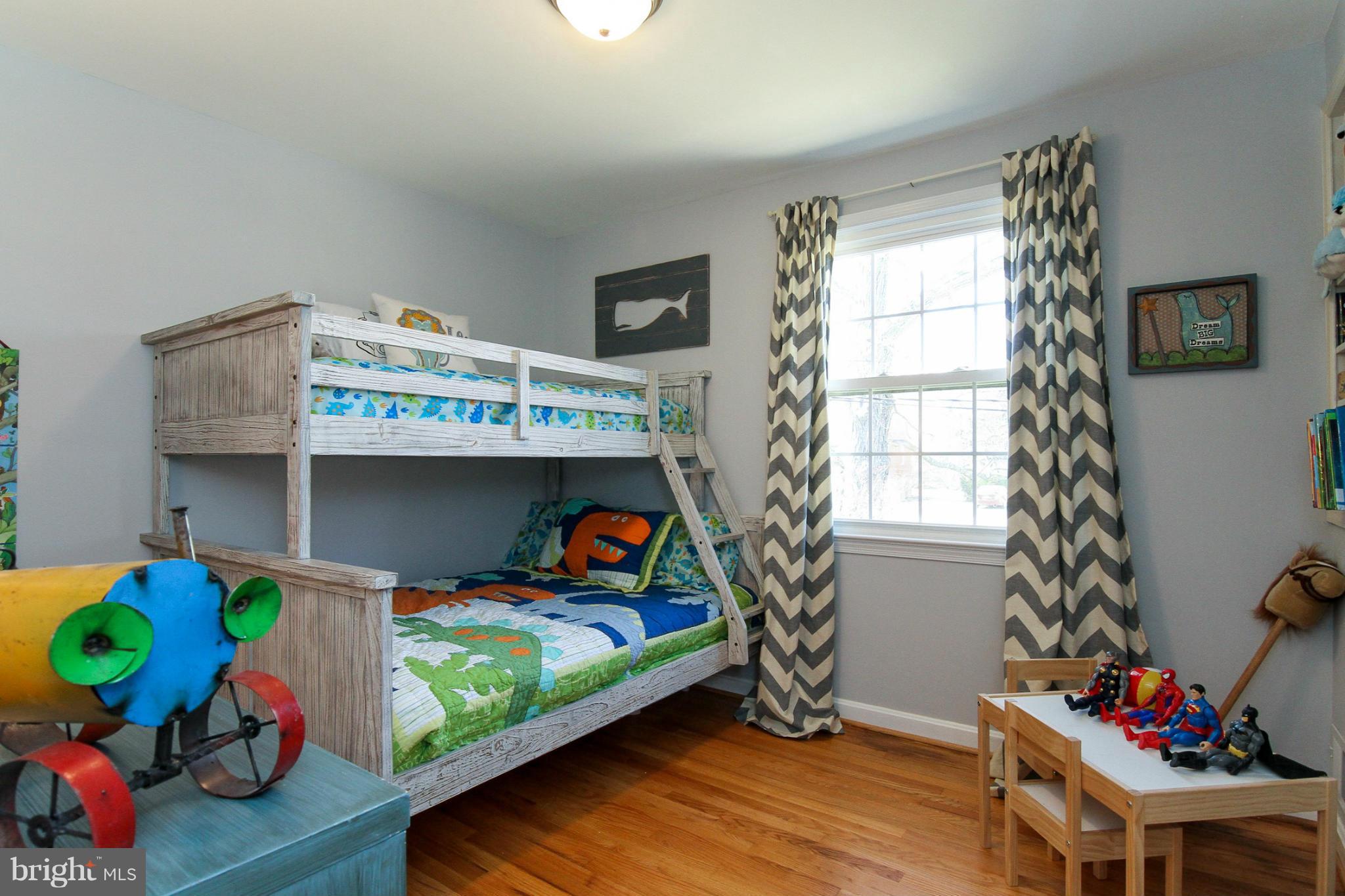 CEDAR CREST - Residential