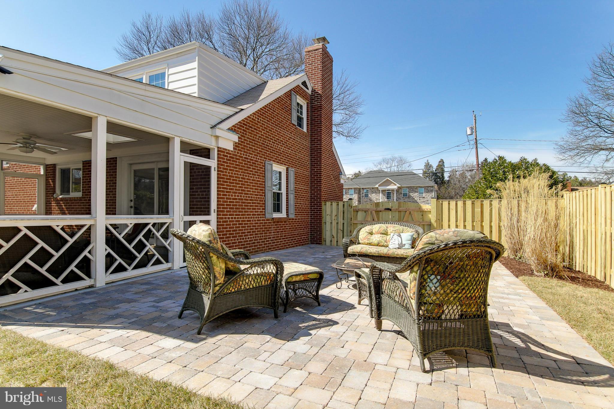 CEDAR CREST - Residential