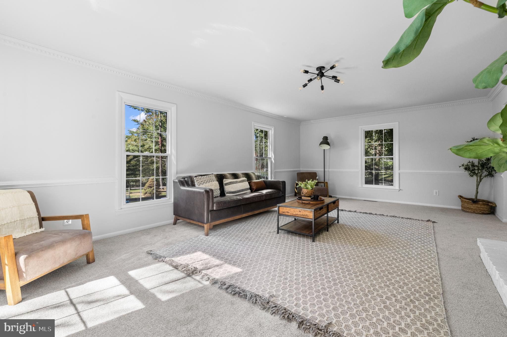 6912 STRATFORD DRIVE