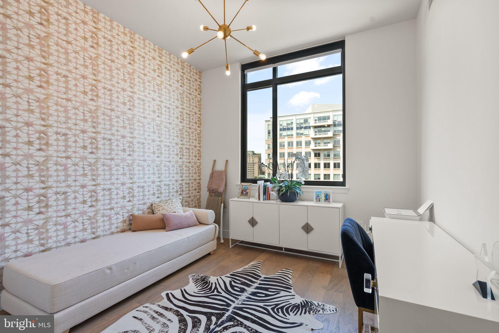 COURTHOUSE - Residential