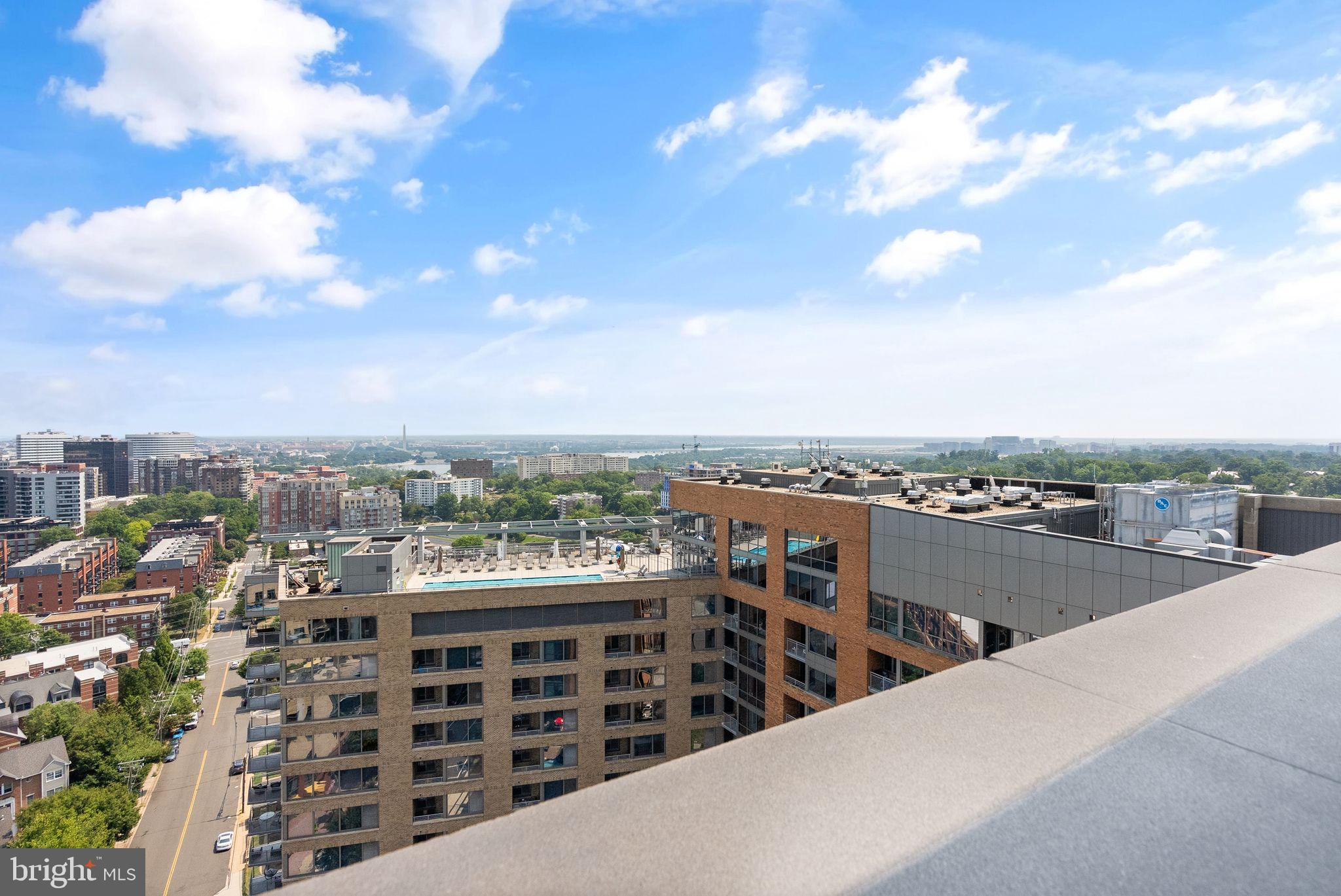 COURTHOUSE - Residential