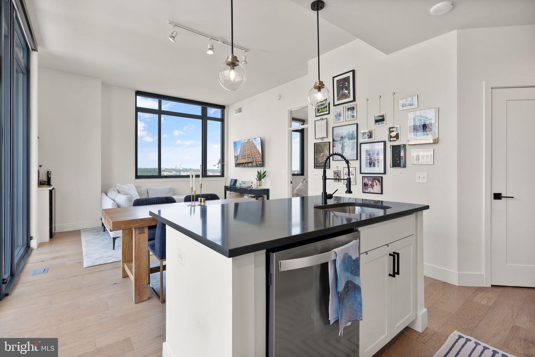 COURTHOUSE - Residential