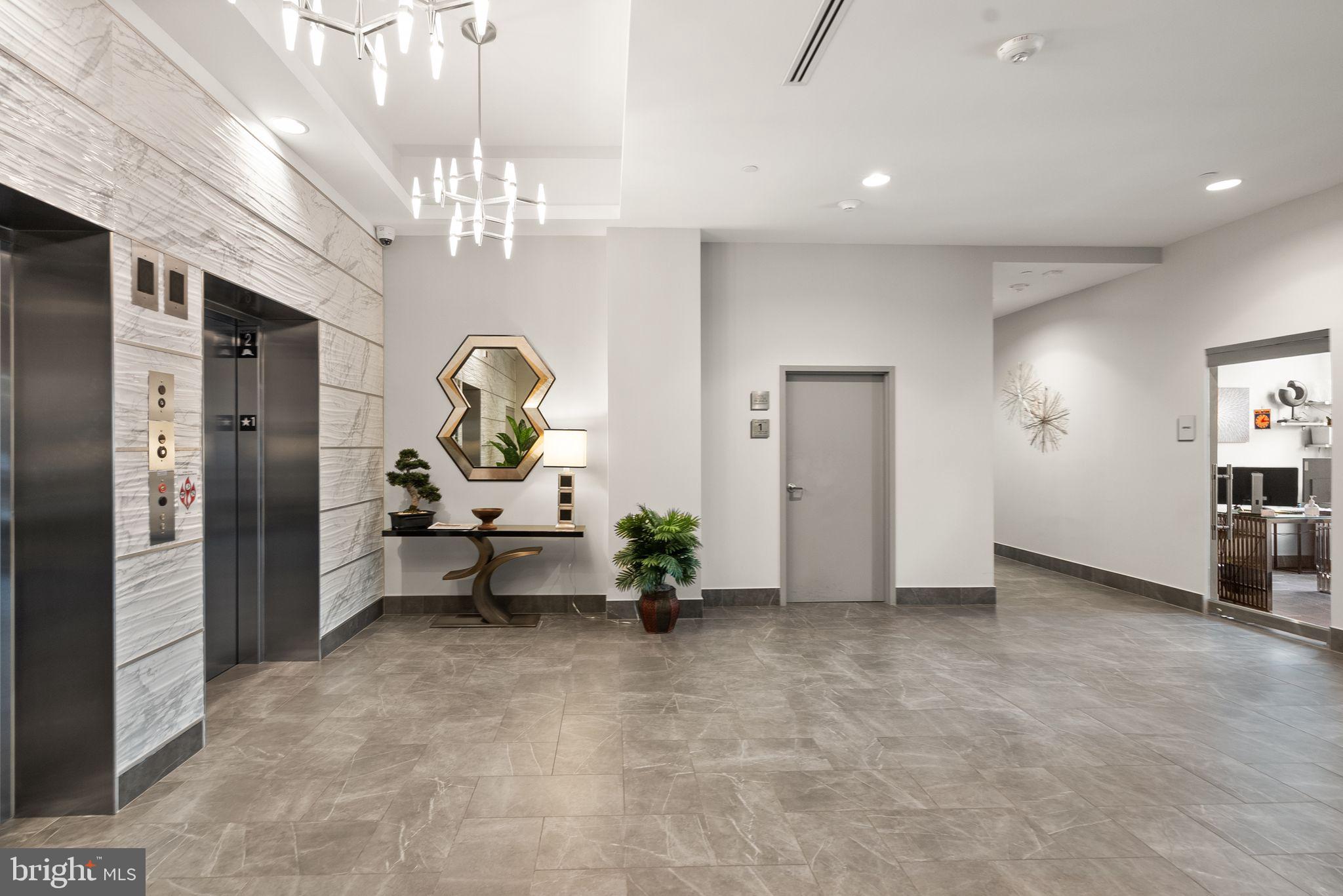 COURTHOUSE - Residential