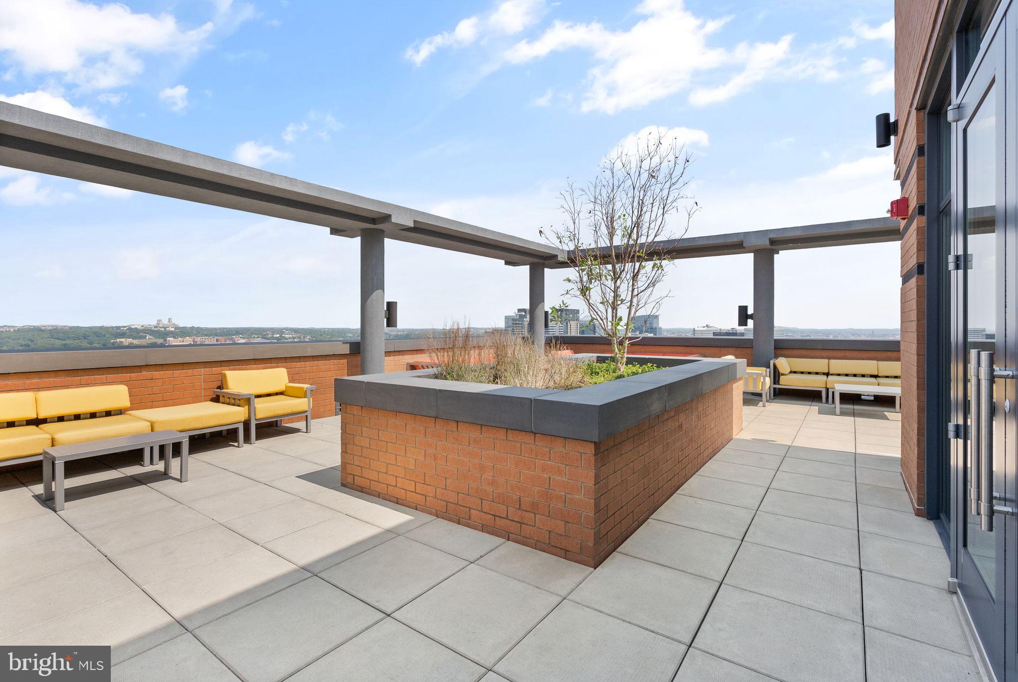 COURTHOUSE - Residential