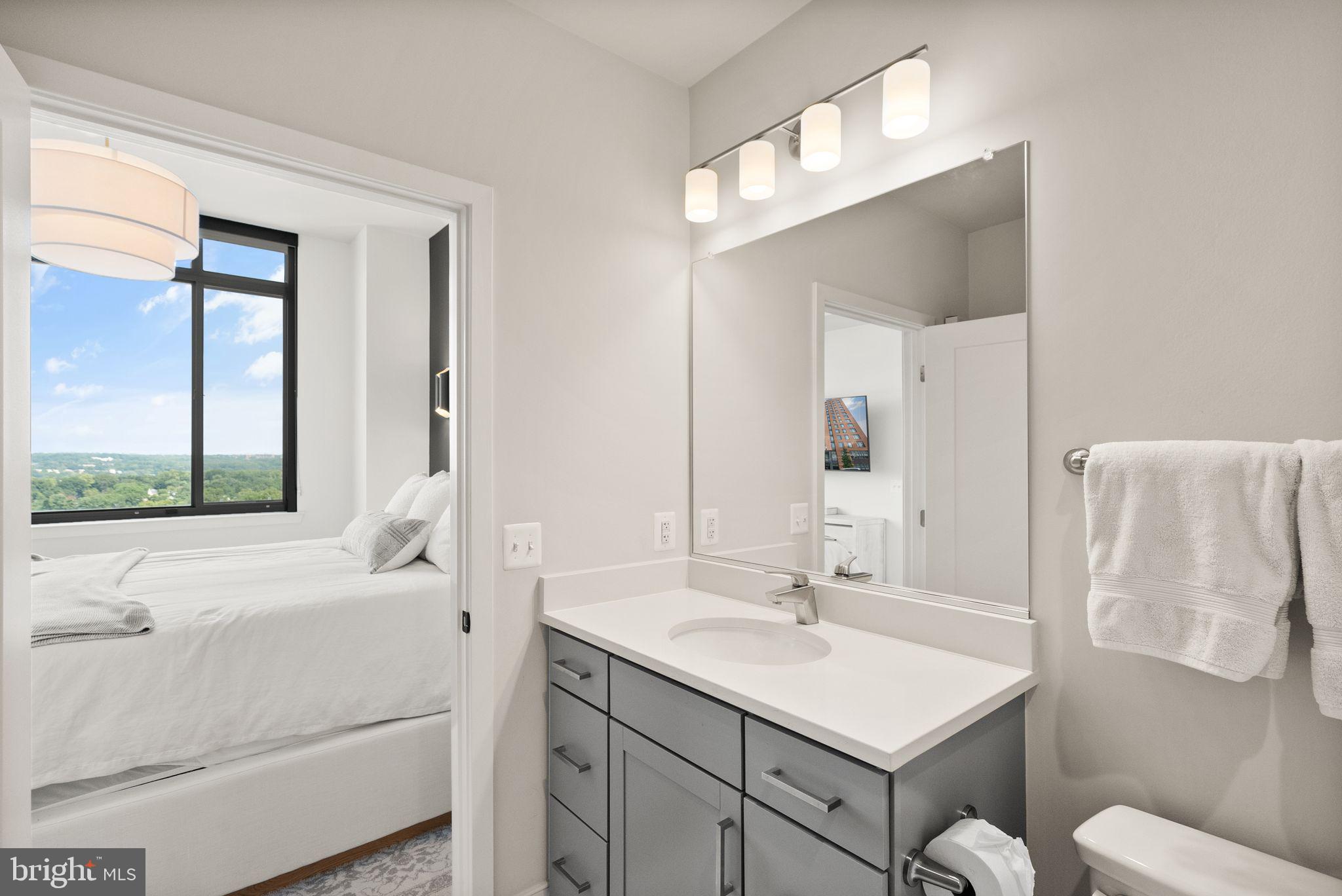 COURTHOUSE - Residential