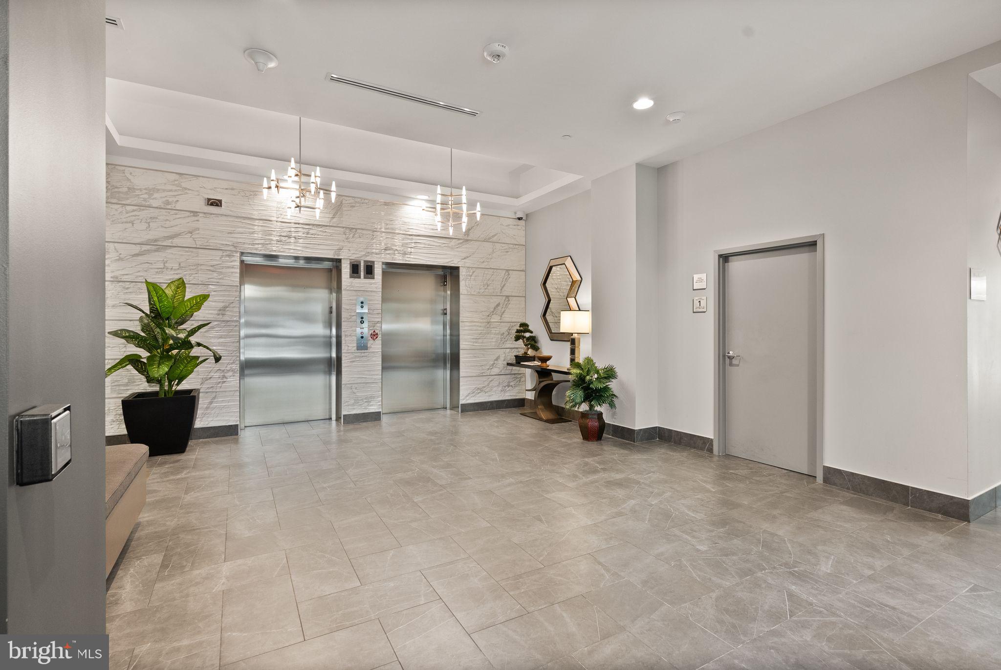 COURTHOUSE - Residential