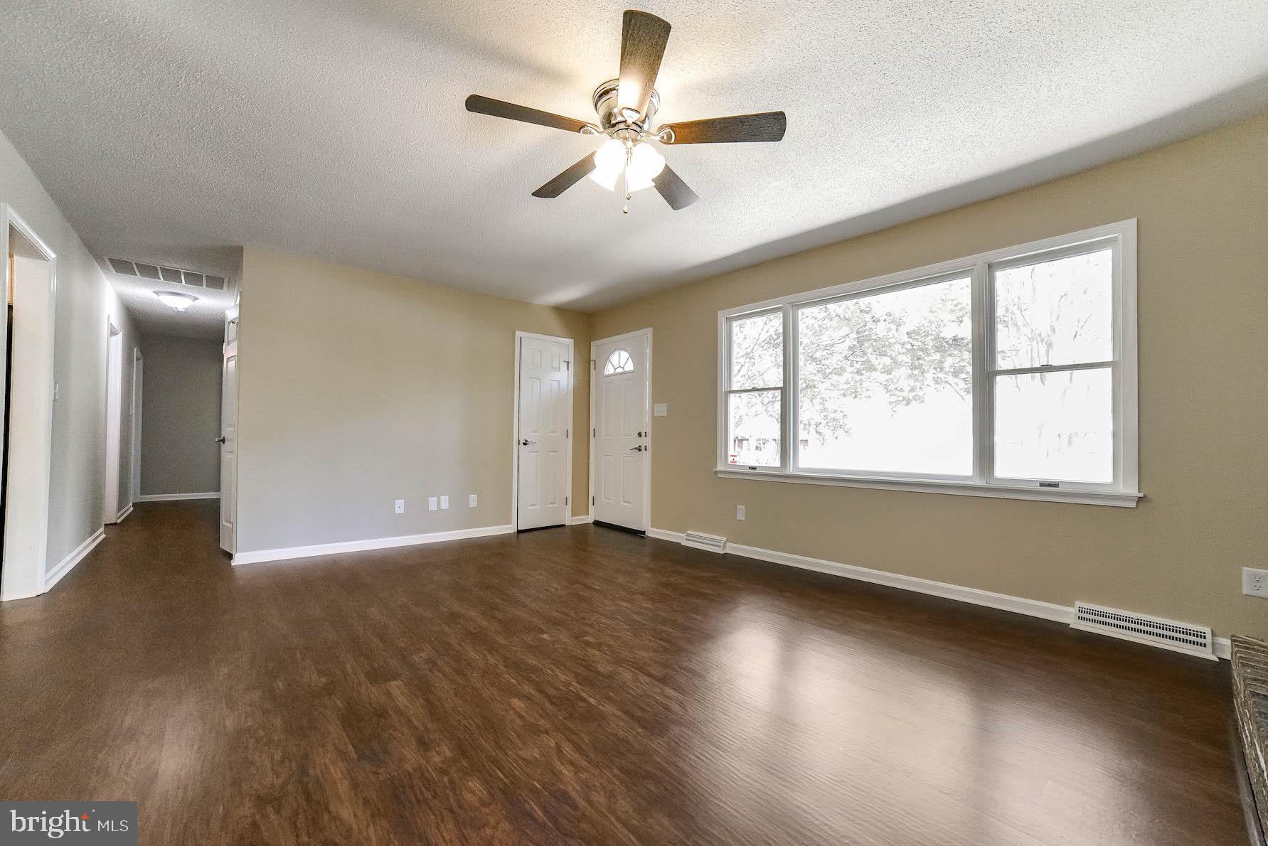 CEDAR COVE - Residential