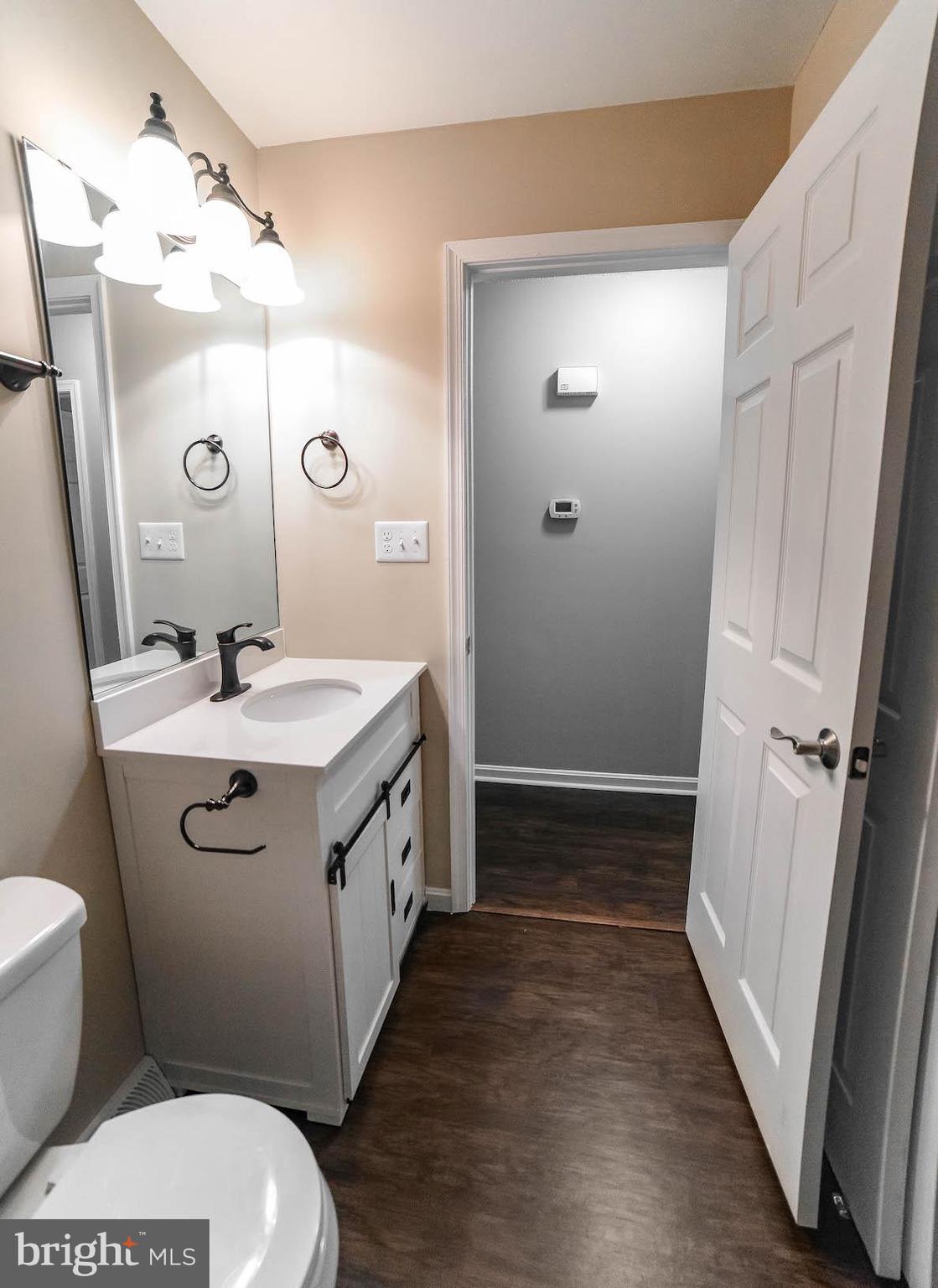 CEDAR COVE - Residential