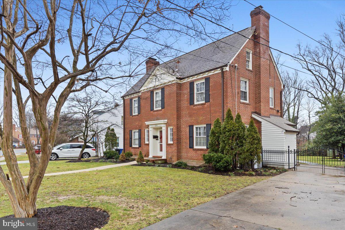 AURORA HILLS - Residential