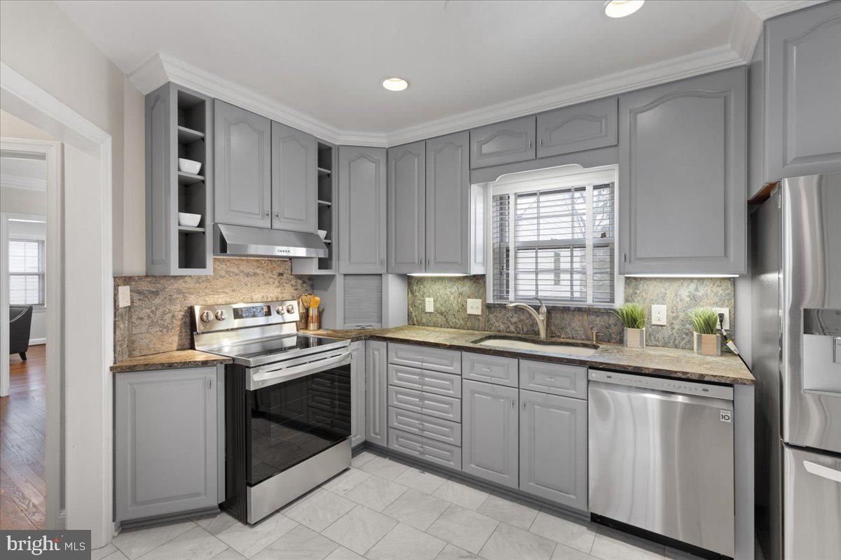 AURORA HILLS - Residential