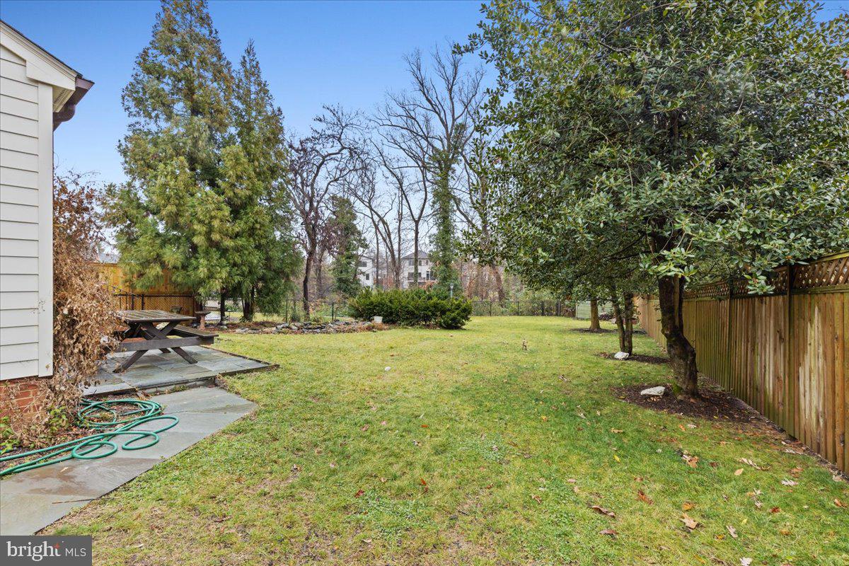 AURORA HILLS - Residential