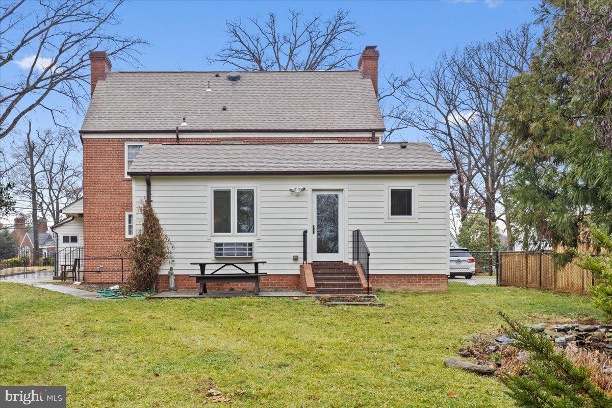 AURORA HILLS - Residential